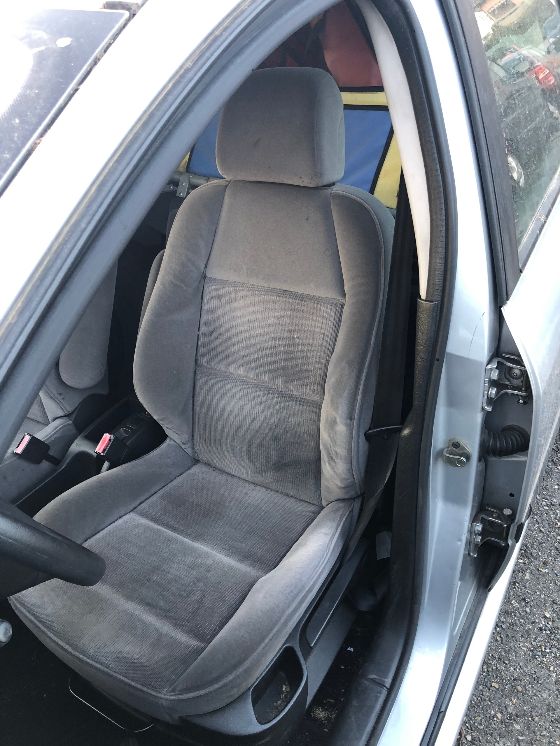 PEUGEOT 307 2.0 16V XT-image-7