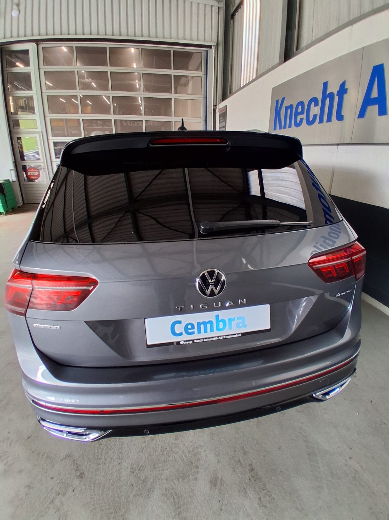 VW Tiguan Allspace 2.0 TSI R-Line DSG-image-5