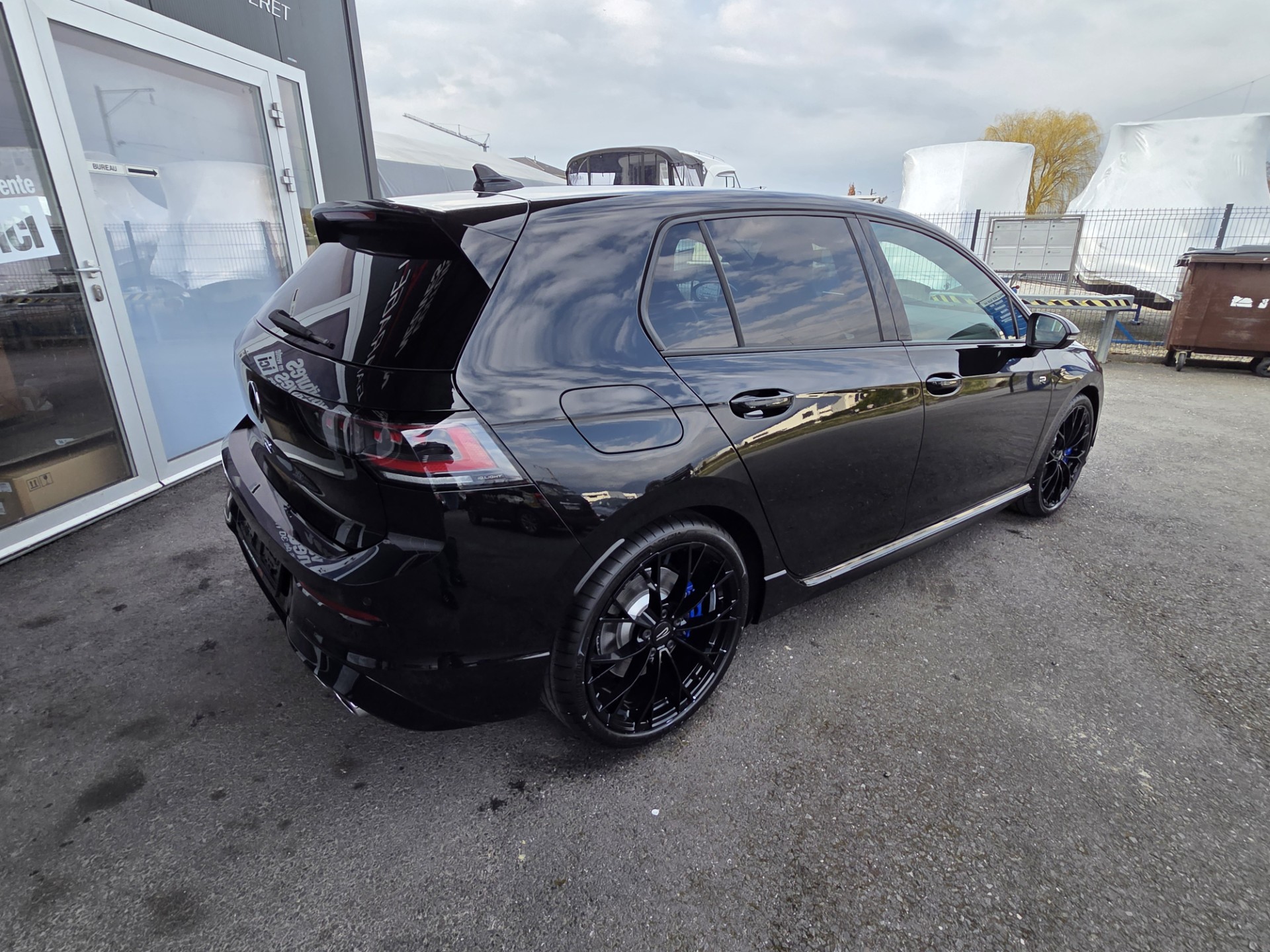 VW Golf 2.0 TSI R DSG 4 Motion-image-7
