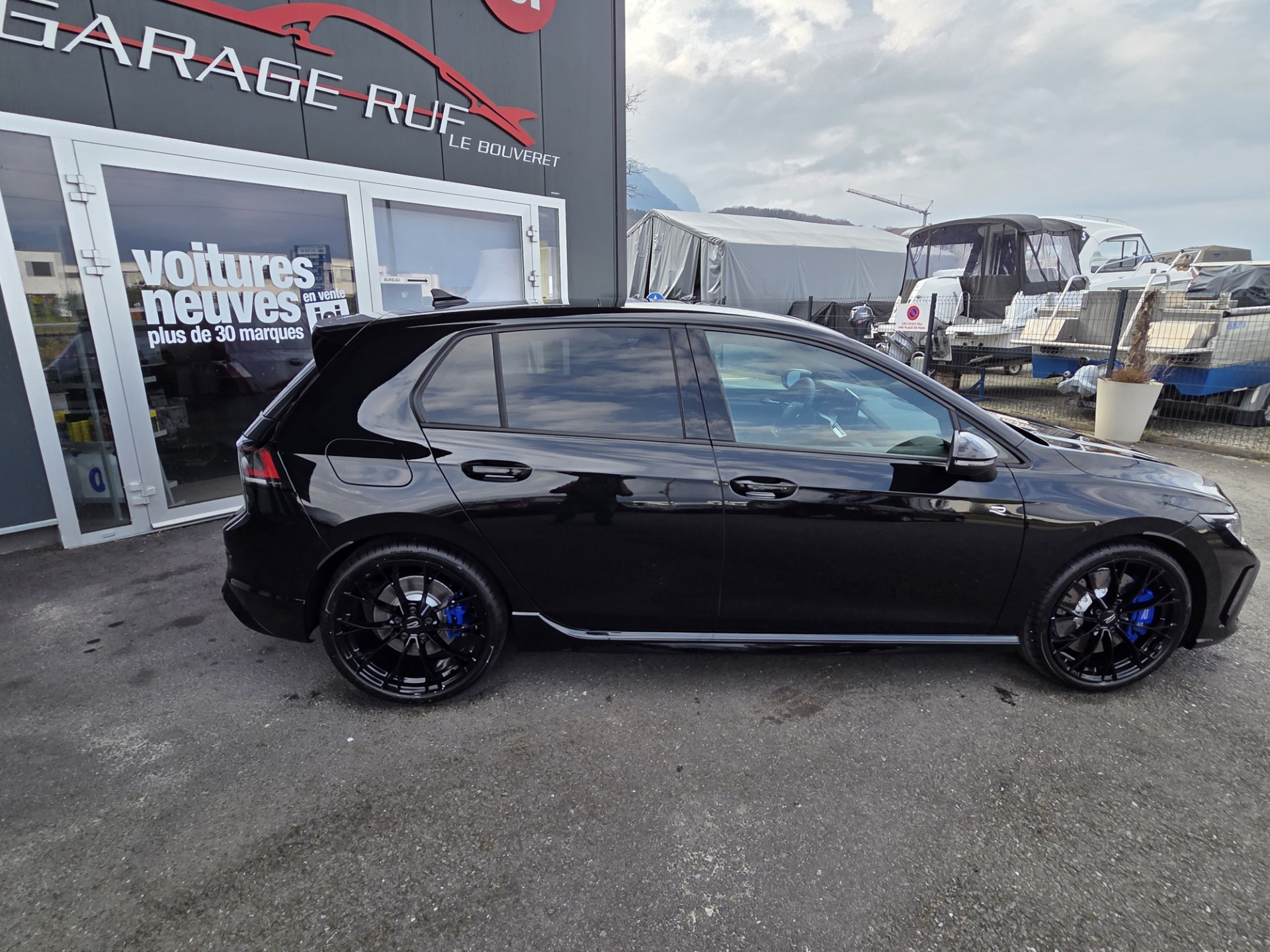 VW Golf 2.0 TSI R DSG 4 Motion-image-8