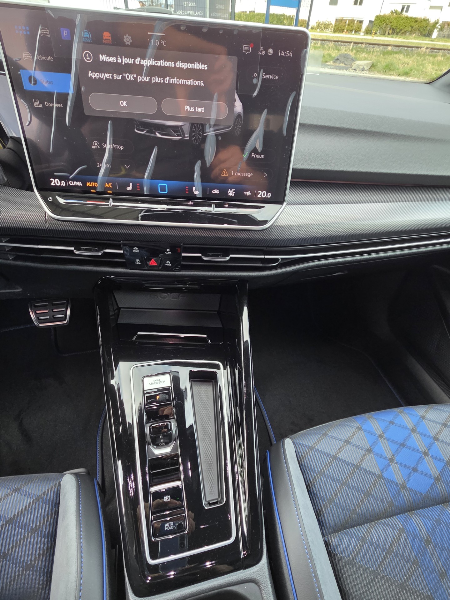 VW Golf 2.0 TSI R DSG 4 Motion-image-12