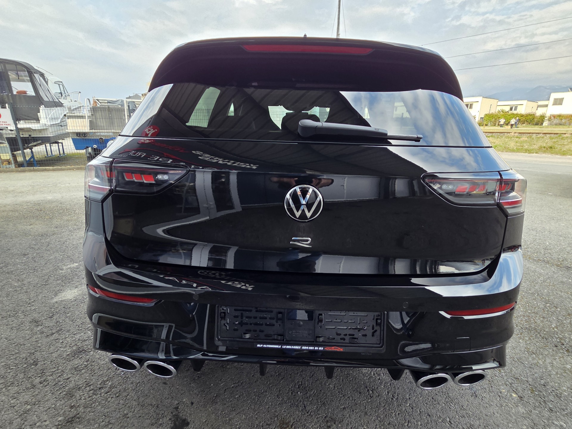 VW Golf 2.0 TSI R DSG 4 Motion-image-6