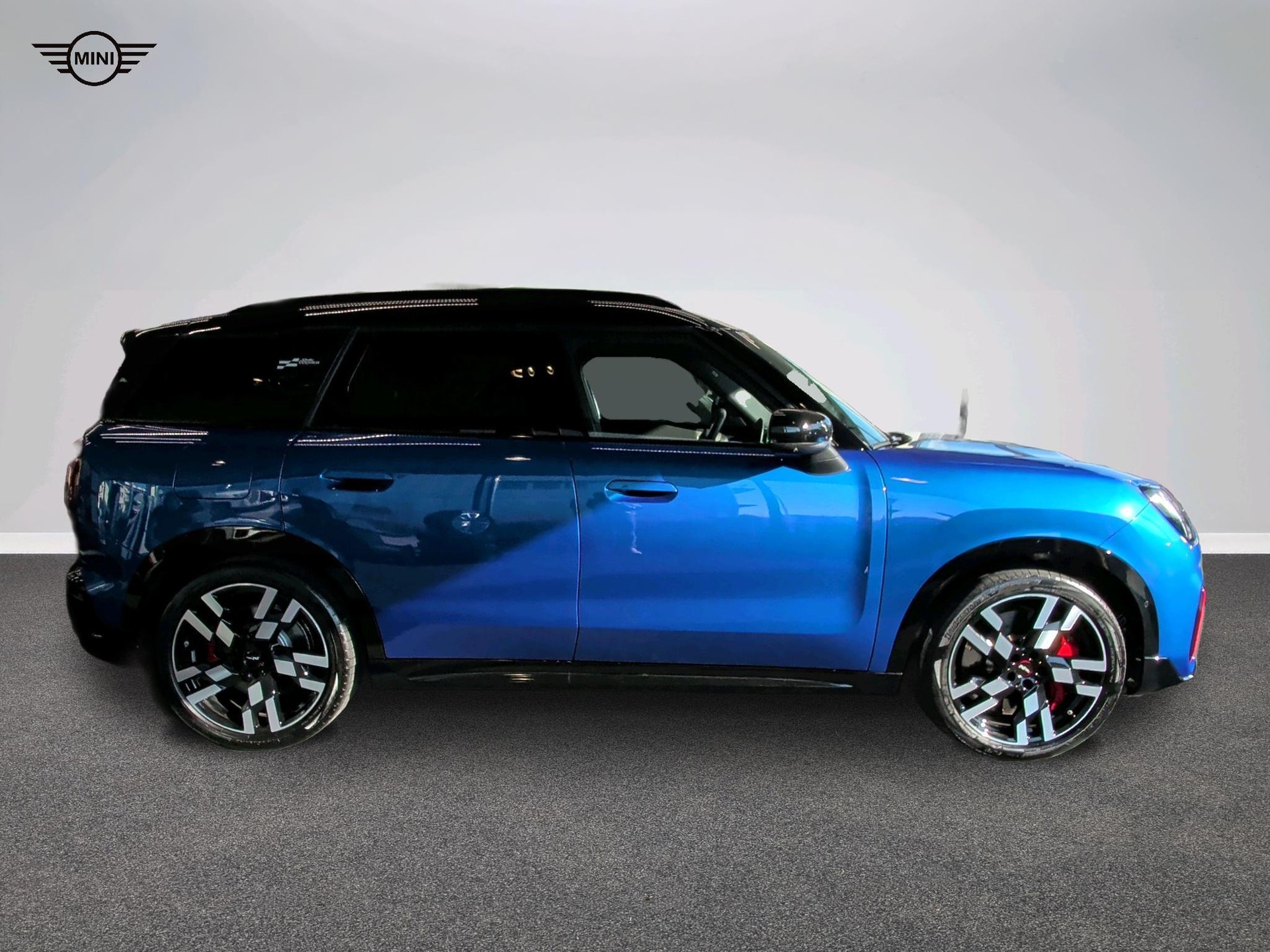 MINI John Cooper Works Countryman ALL4-image-1