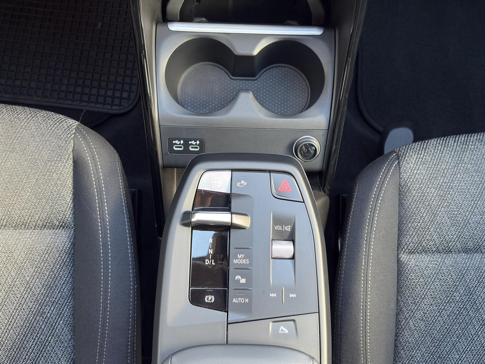 BMW X1 25e xDrive-image-18