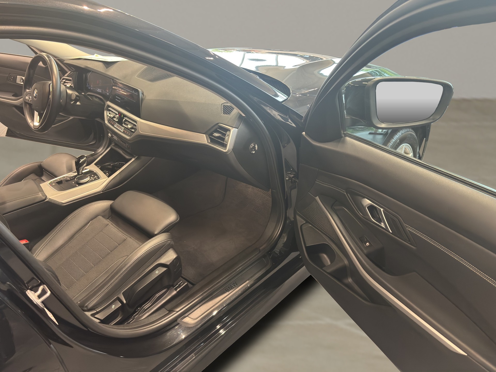 BMW 320d xDrive 48V Touring Steptronic-image-20