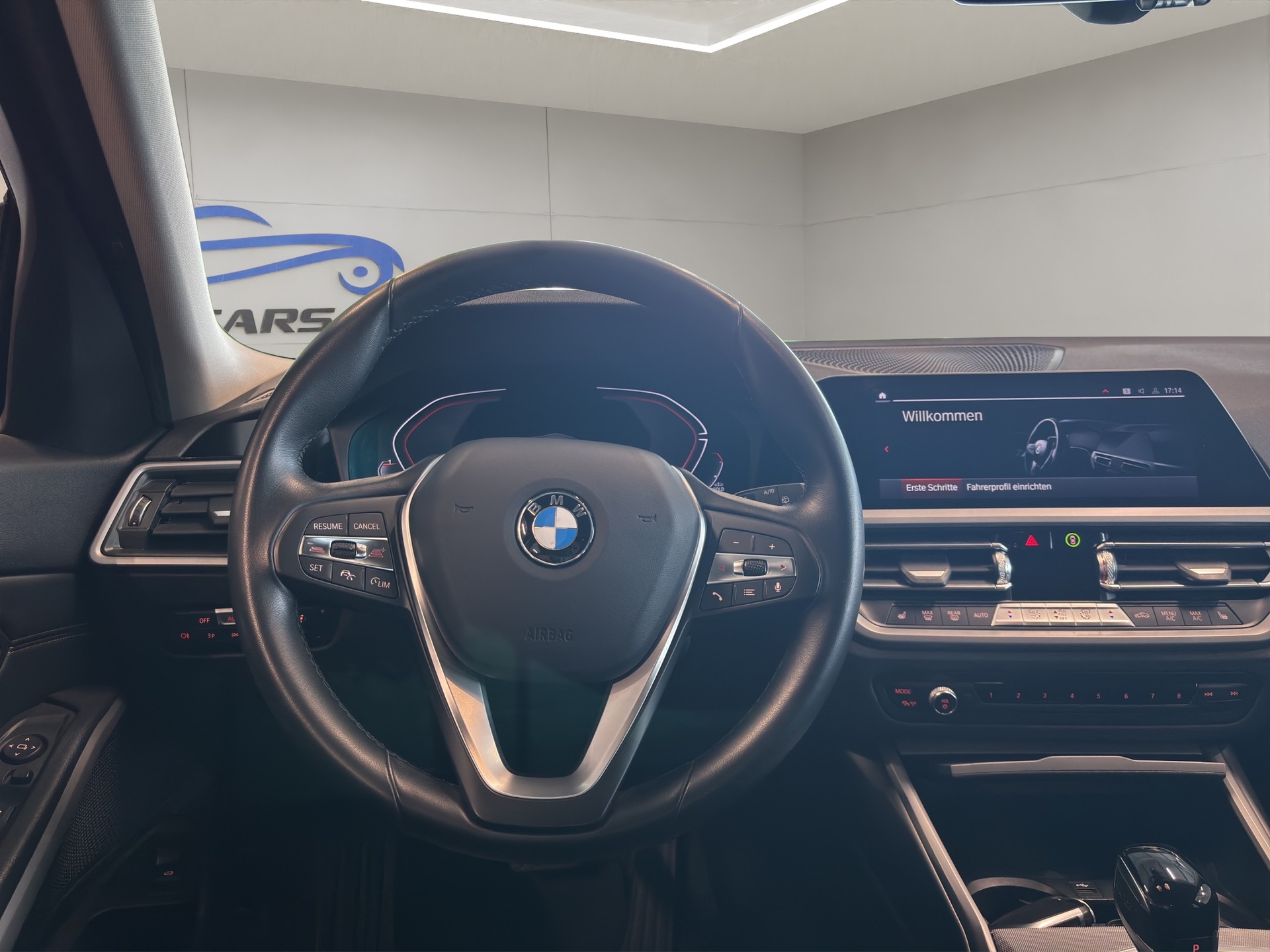 BMW 320d xDrive 48V Touring Steptronic-image-10