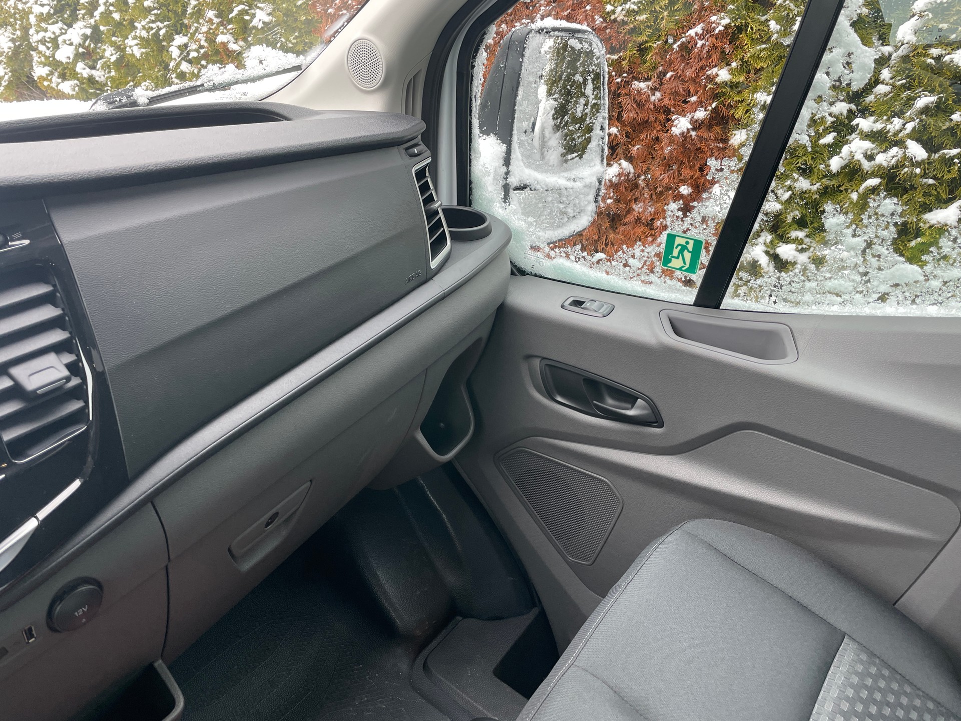 FORD Transit 460 L4 RWD A mit Standheizung und Sitzheizung 18-Sitzer-image-10