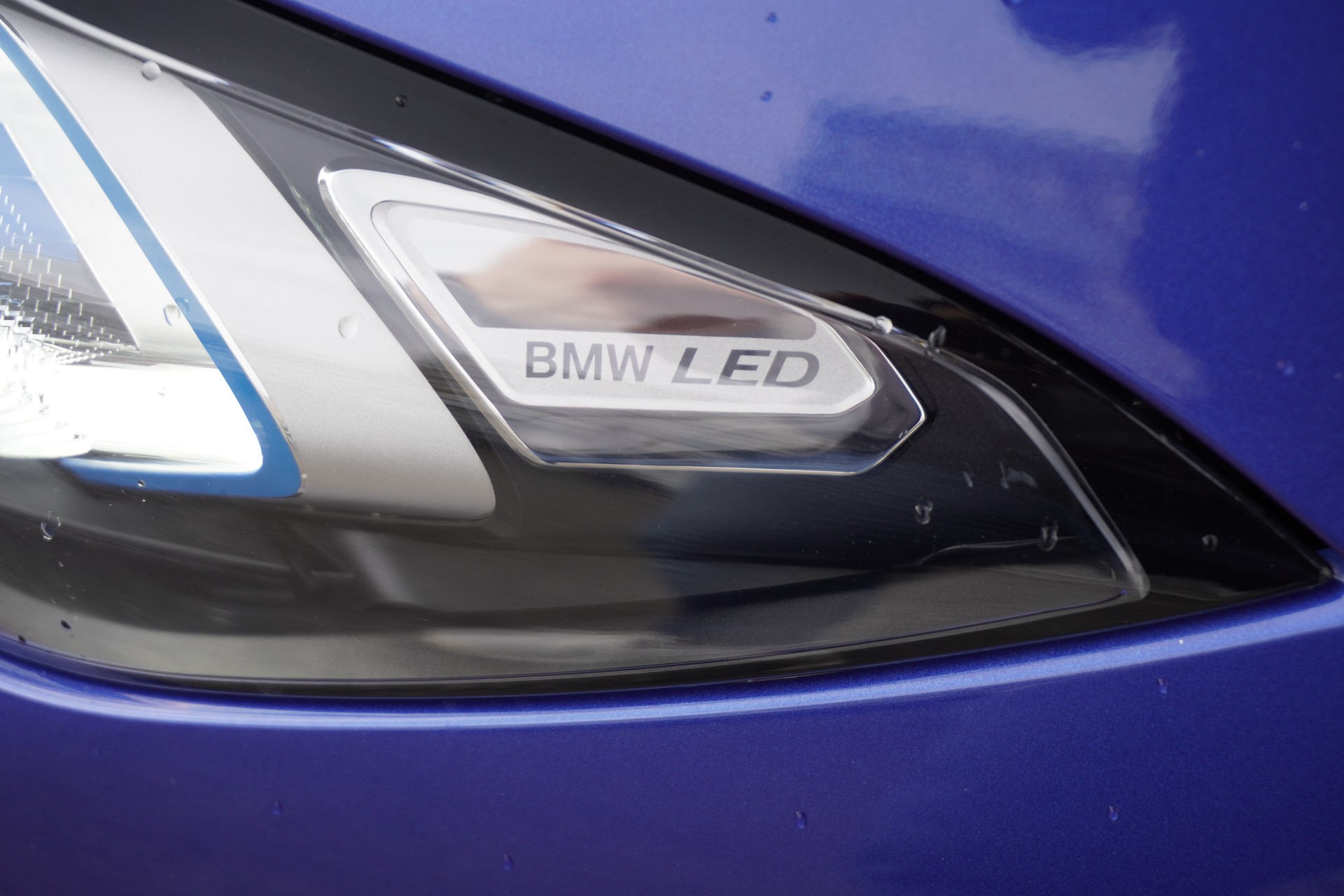 BMW 330e x DriveTouring Steptronic M Sport-image-47