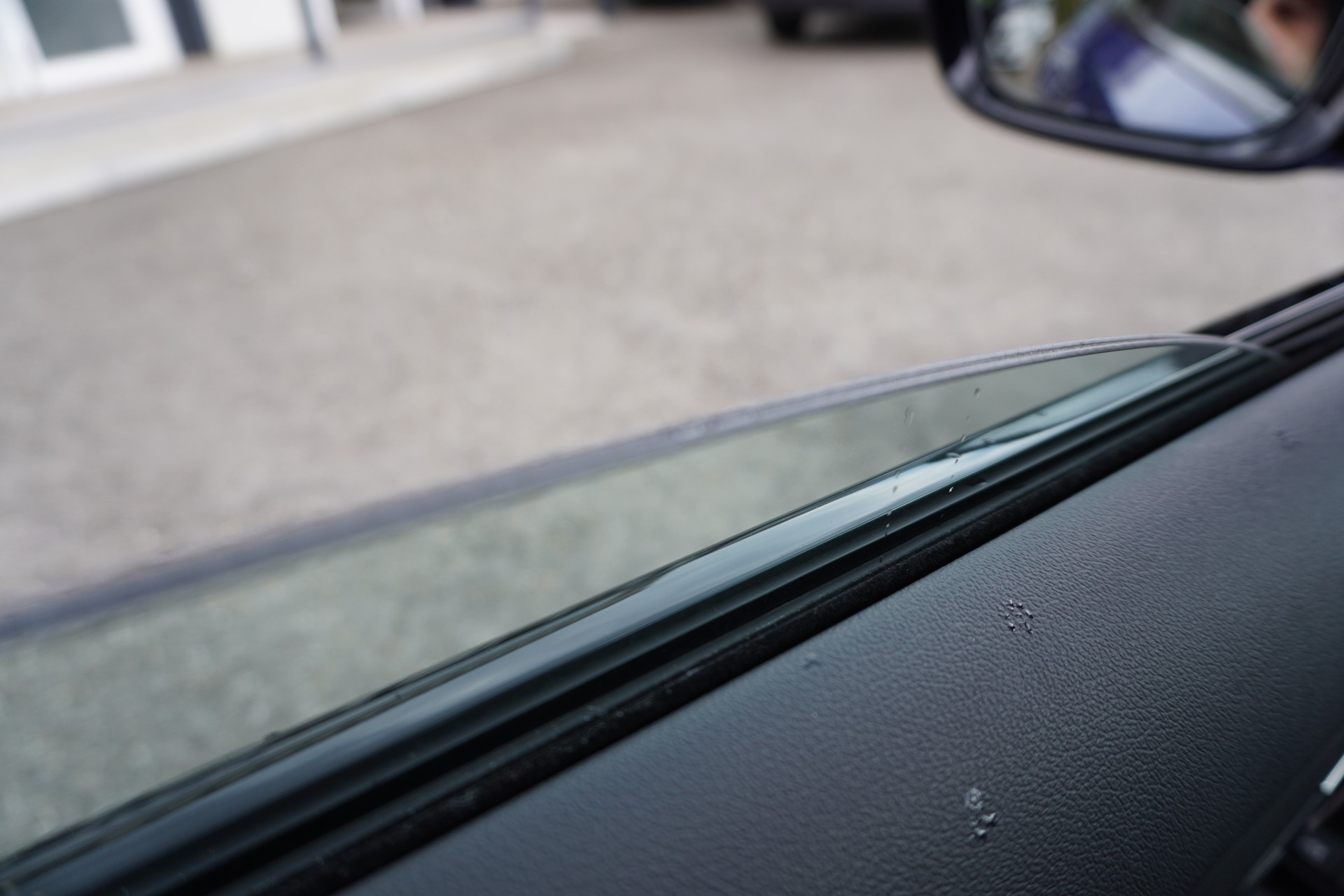 BMW 330e x DriveTouring Steptronic M Sport-image-44
