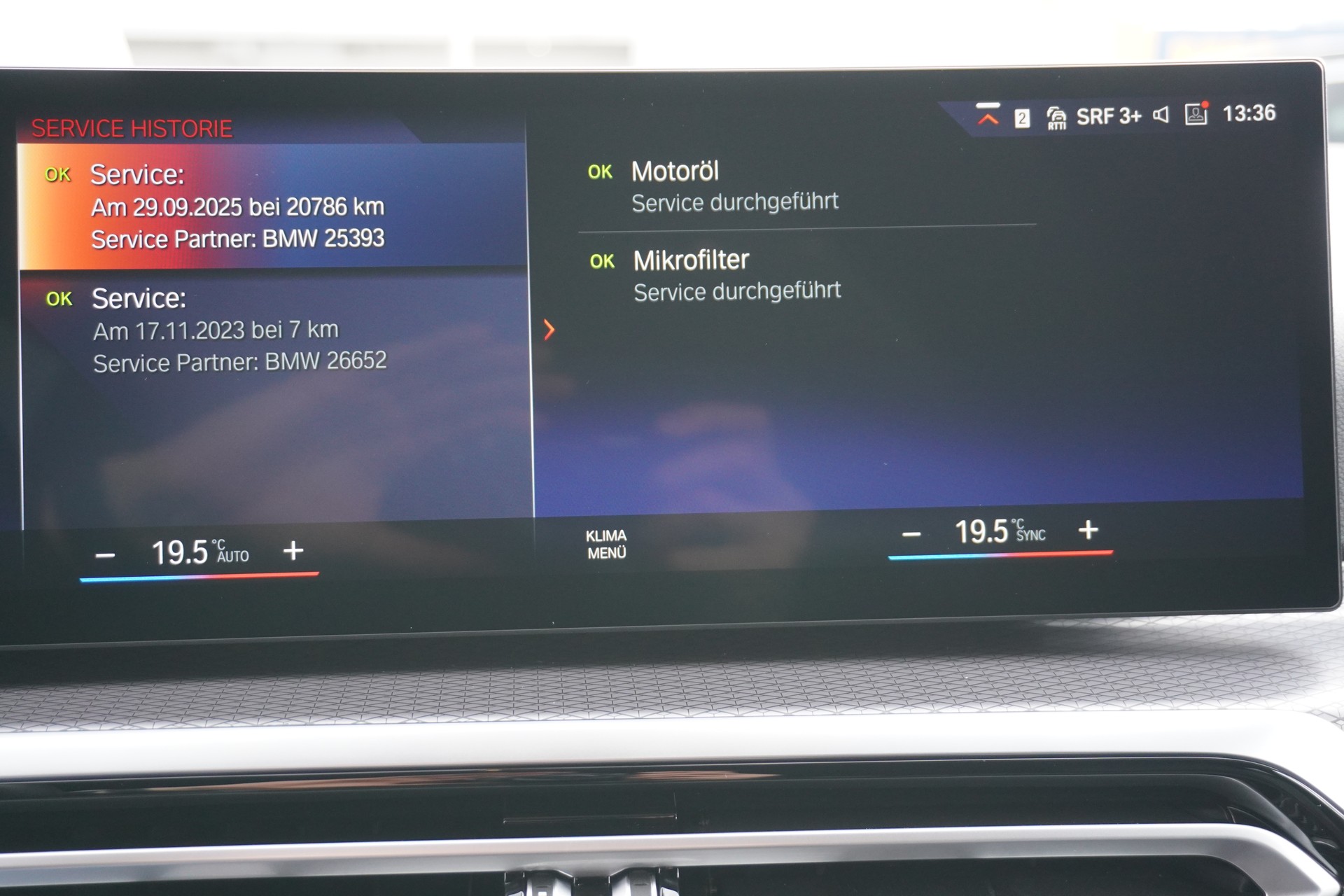 BMW 330e x DriveTouring Steptronic M Sport-image-35