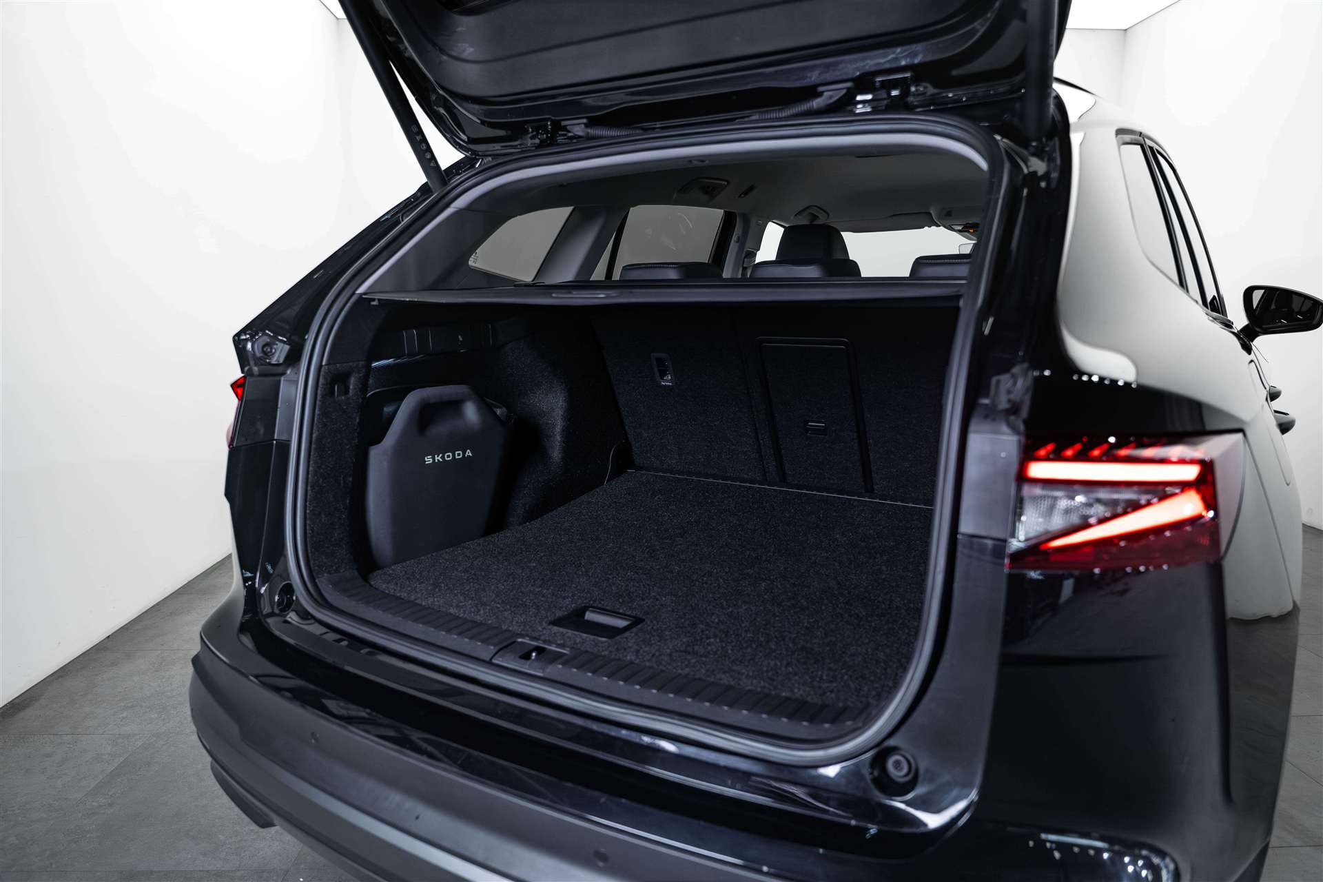 SKODA Enyaq iV 60-image-4