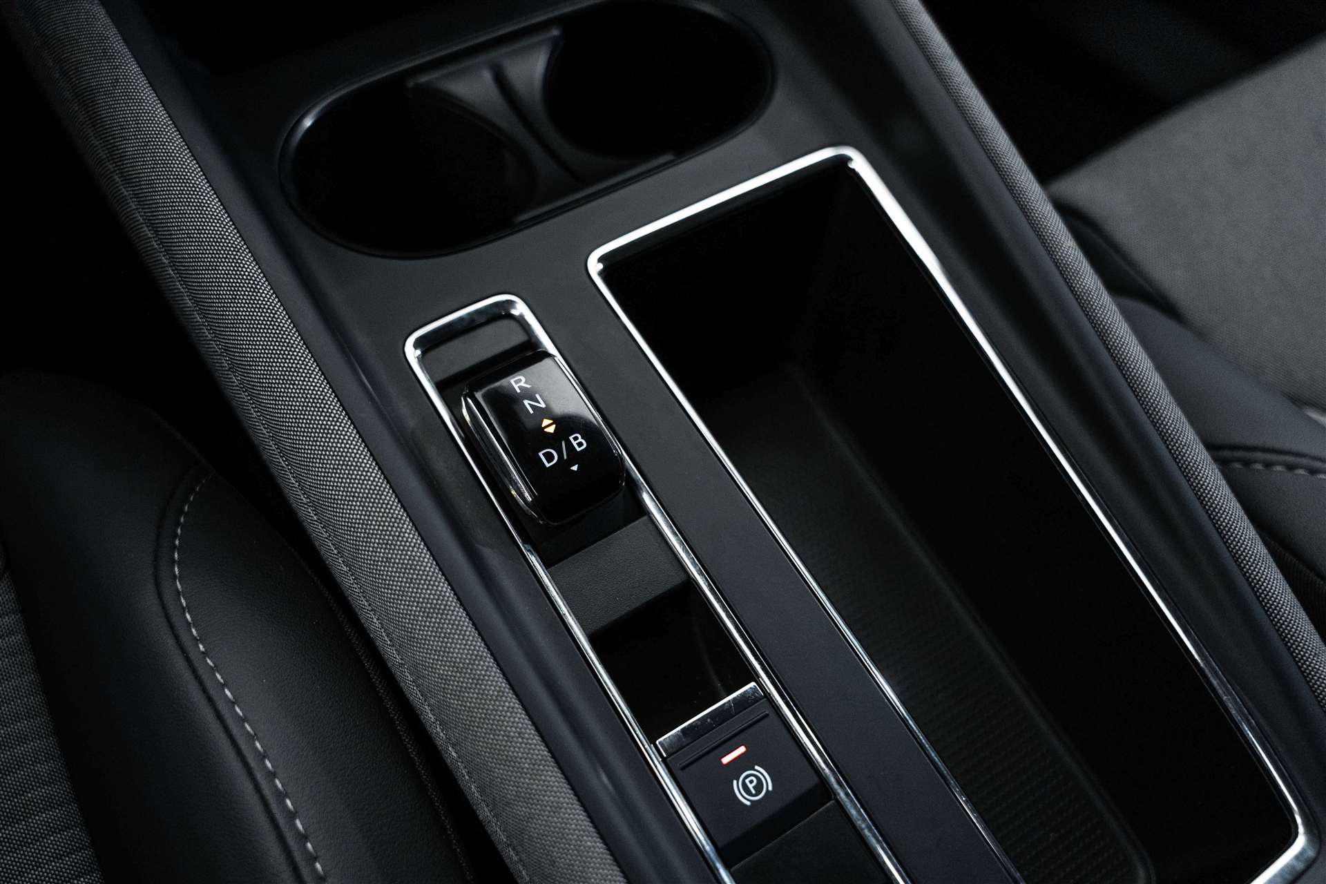 SKODA Enyaq iV 60-image-26