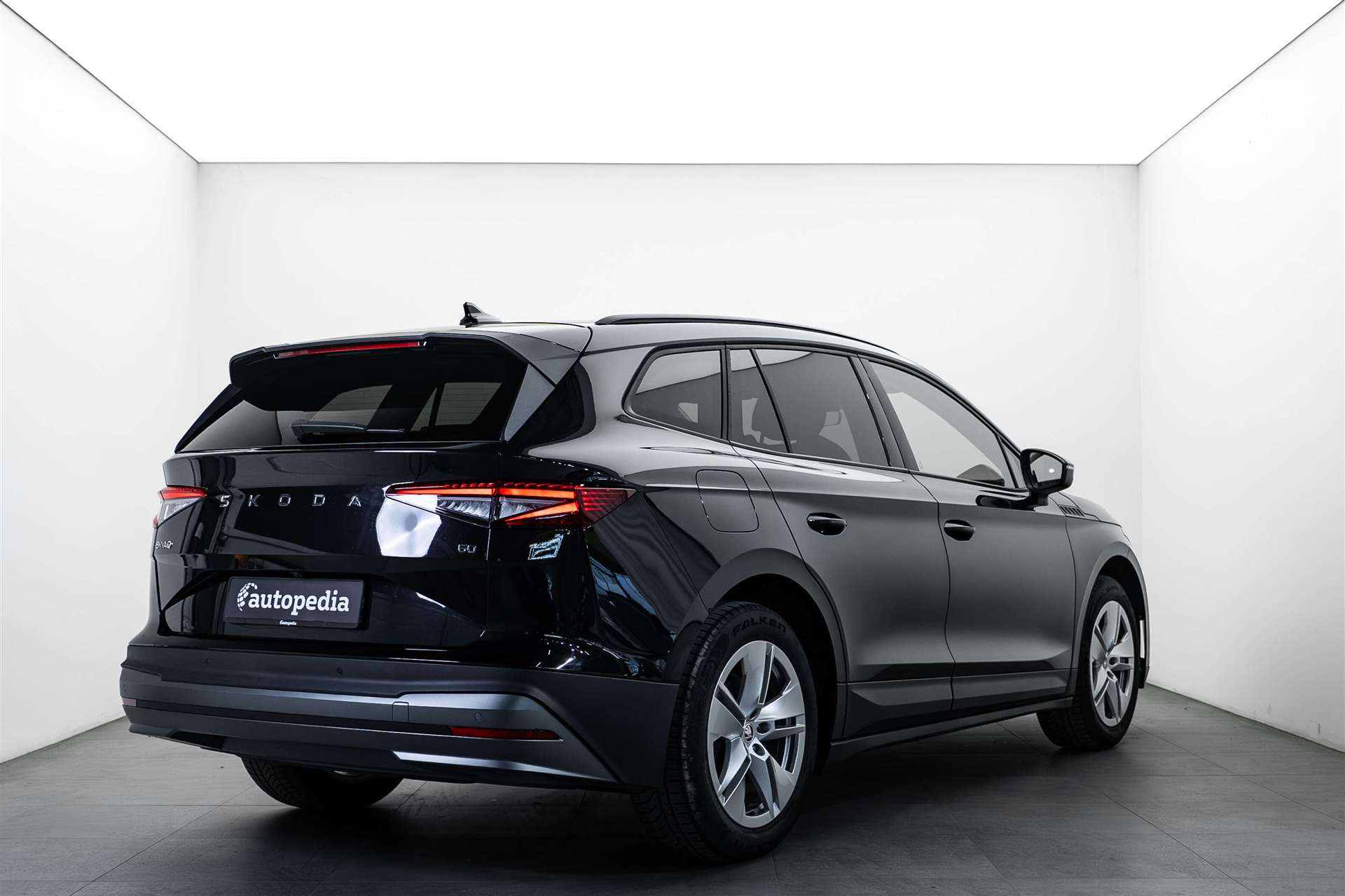 SKODA Enyaq iV 60-showroom-element-2
