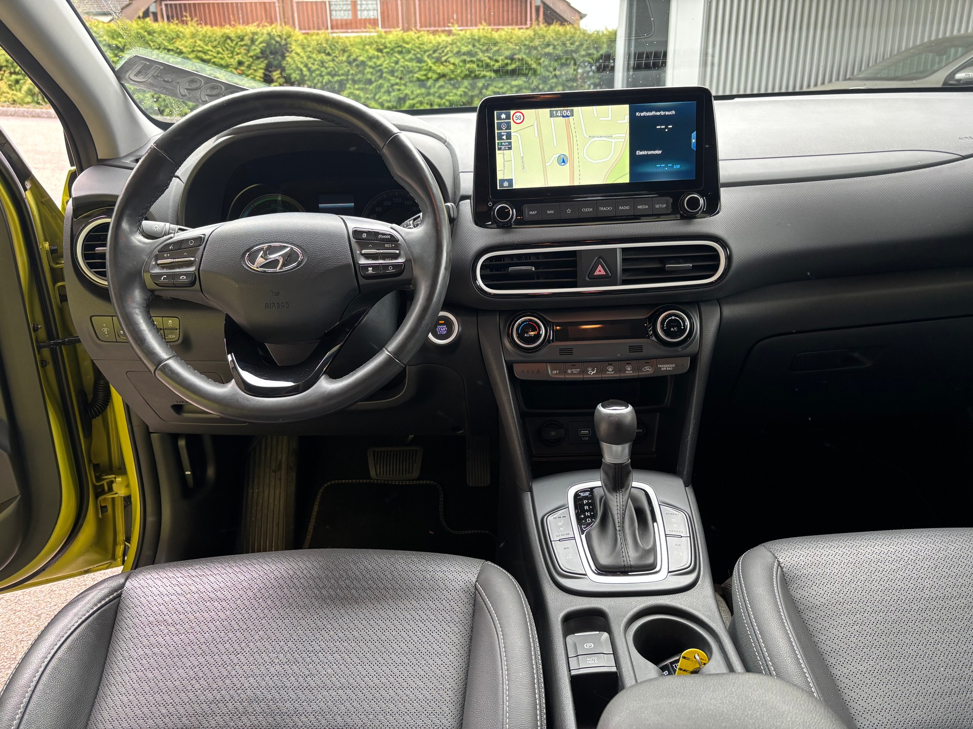 HYUNDAI Kona 1.6 GDi HEV Vertex DCT mit AHK-image-5