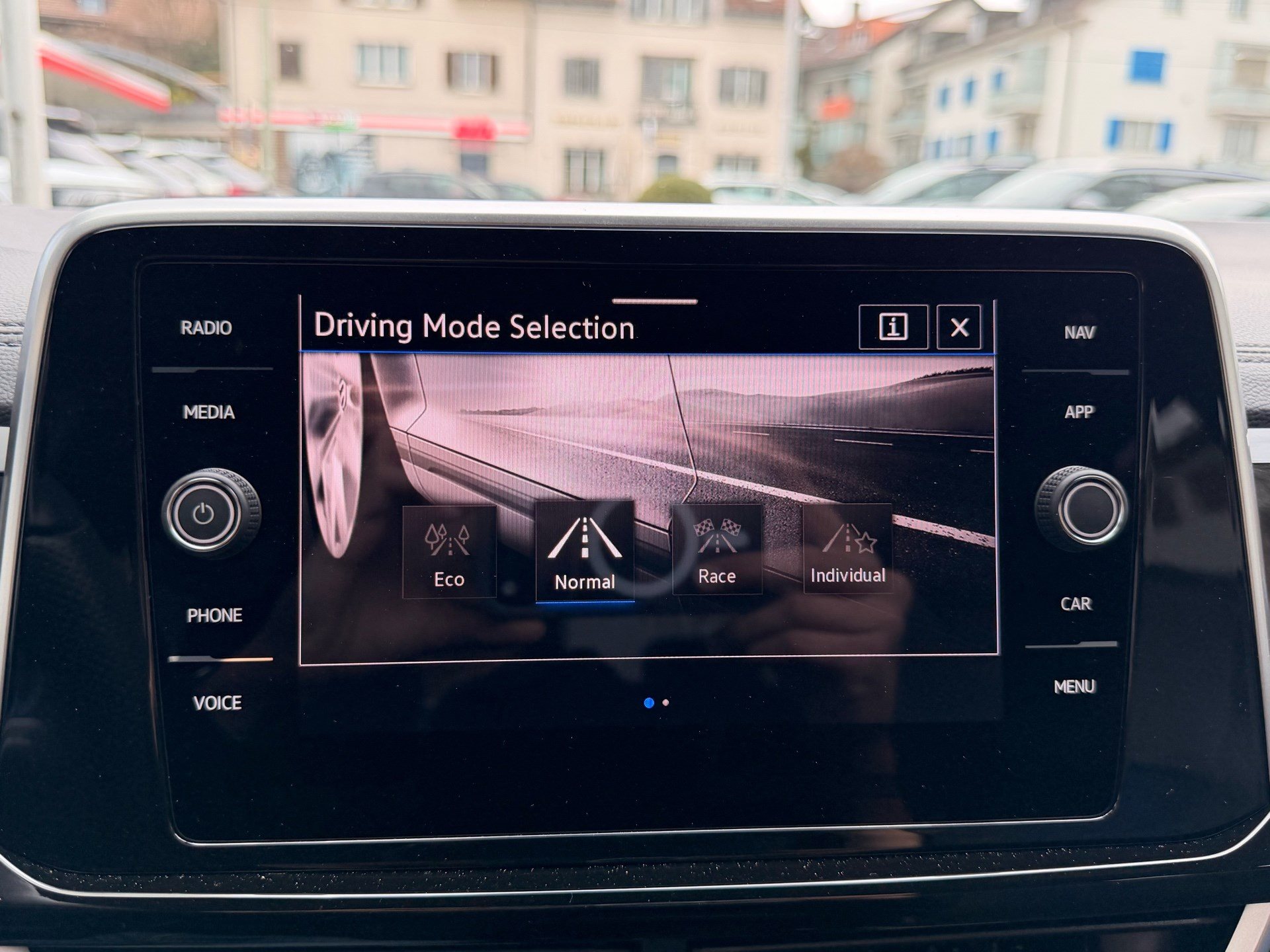 VW T-Roc R 4MOTION *** ABSOLUTER TOPPREIS ***-image-13
