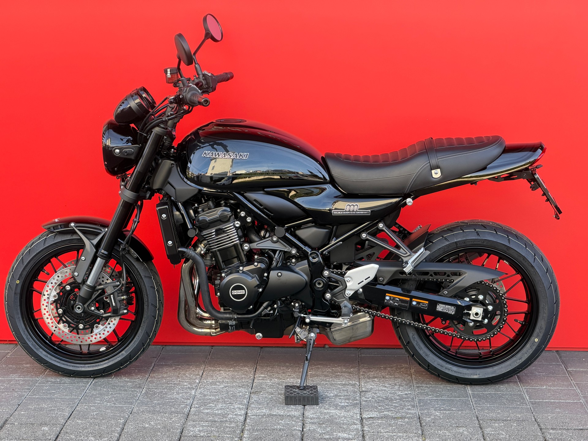 KAWASAKI Z 900 RS (70kW) Black Ball Edition-image-4
