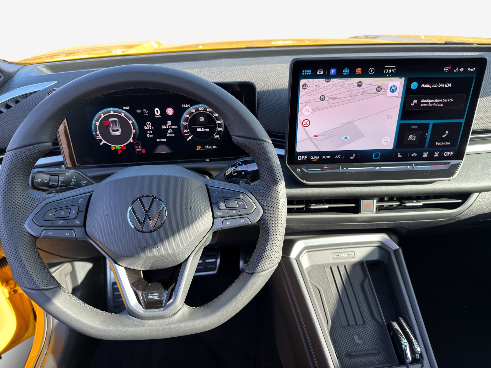 VW T-Roc R-Line 1.5eTSI 150PS DSG-image-8
