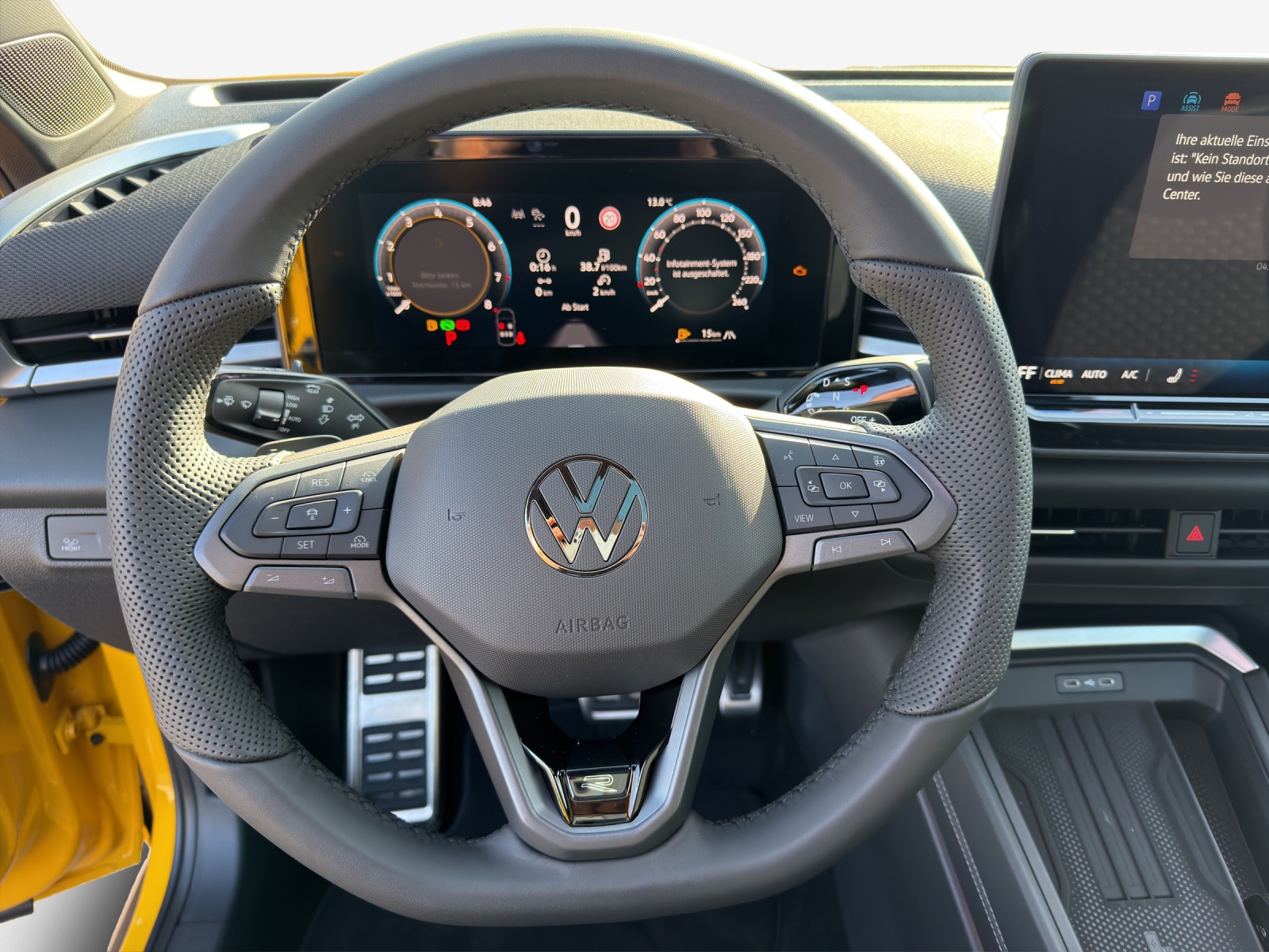 VW T-Roc R-Line 1.5eTSI 150PS DSG-image-9