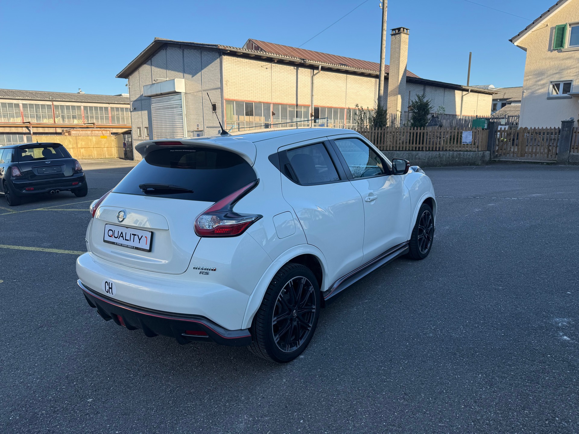 NISSAN Juke 1.6 DIG-T Nismo RS 4x4 Xtronic M-CVT-image-5
