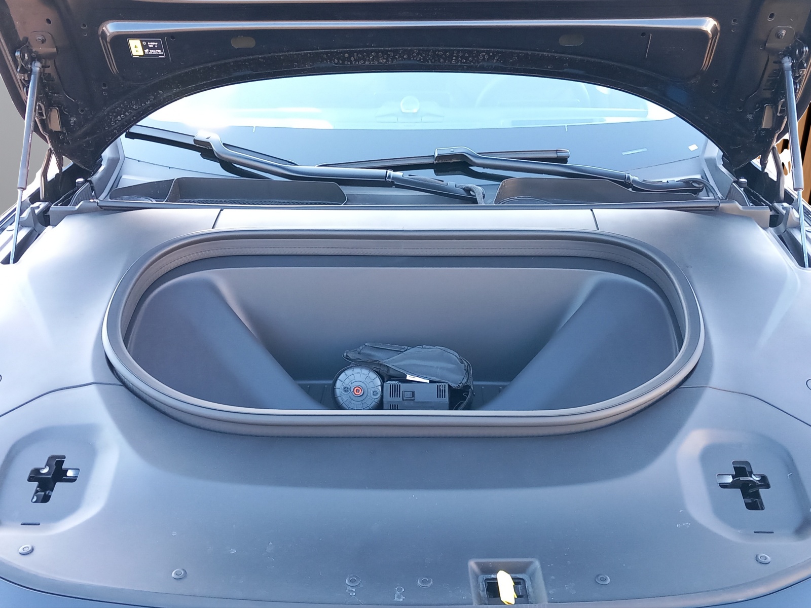 VOLVO ES90 Ultra-image-24