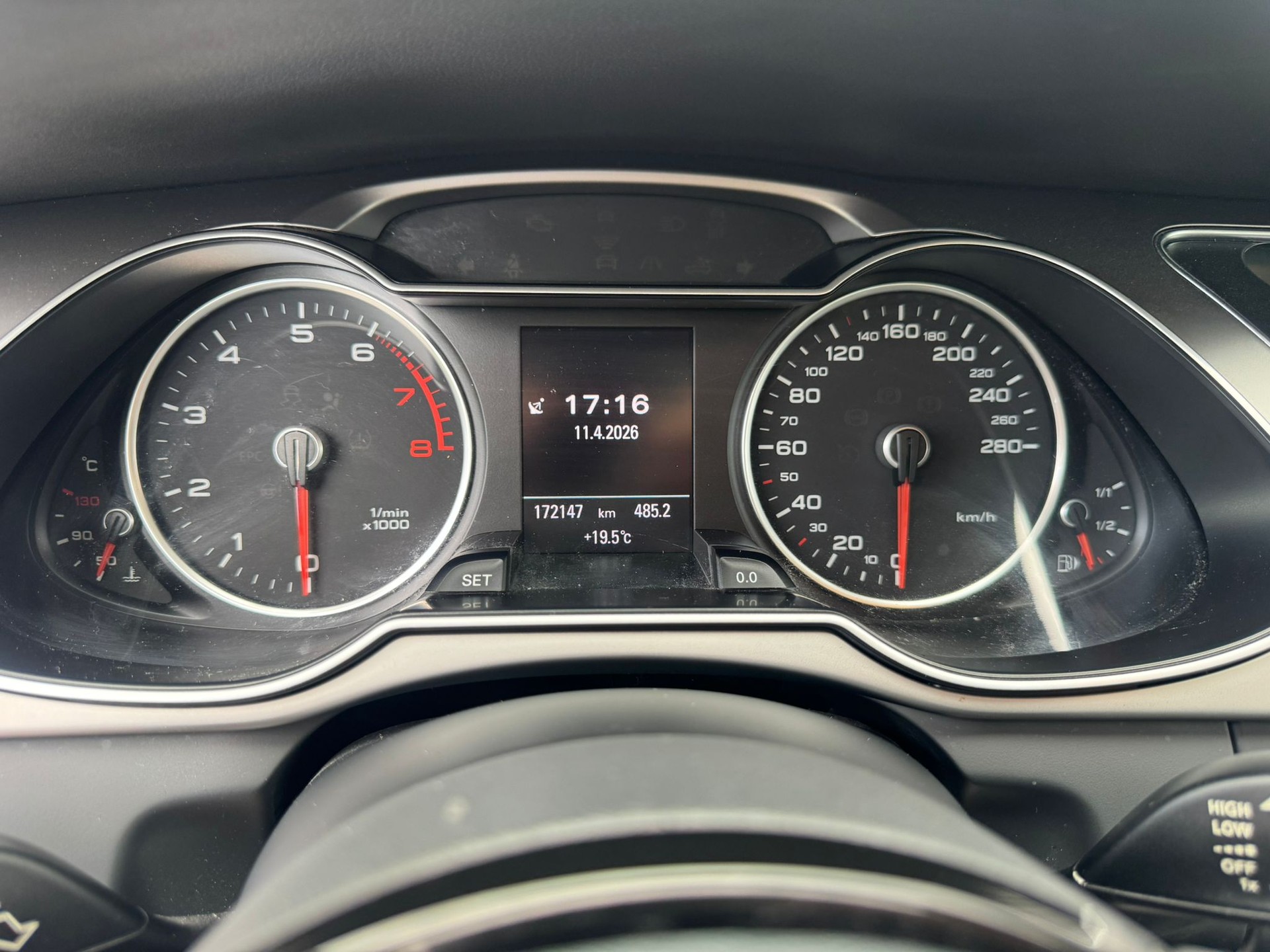 AUDI A4 Avant 3.0 TFSI S-Line quattro tiptronic-image-19