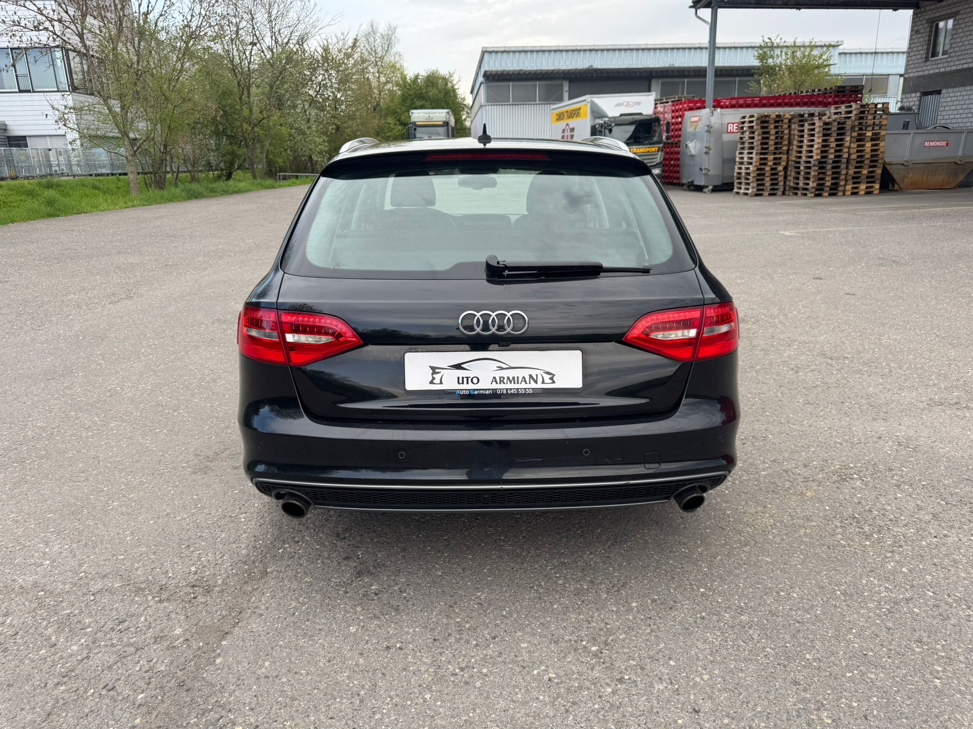 AUDI A4 Avant 3.0 TFSI S-Line quattro tiptronic-image-3
