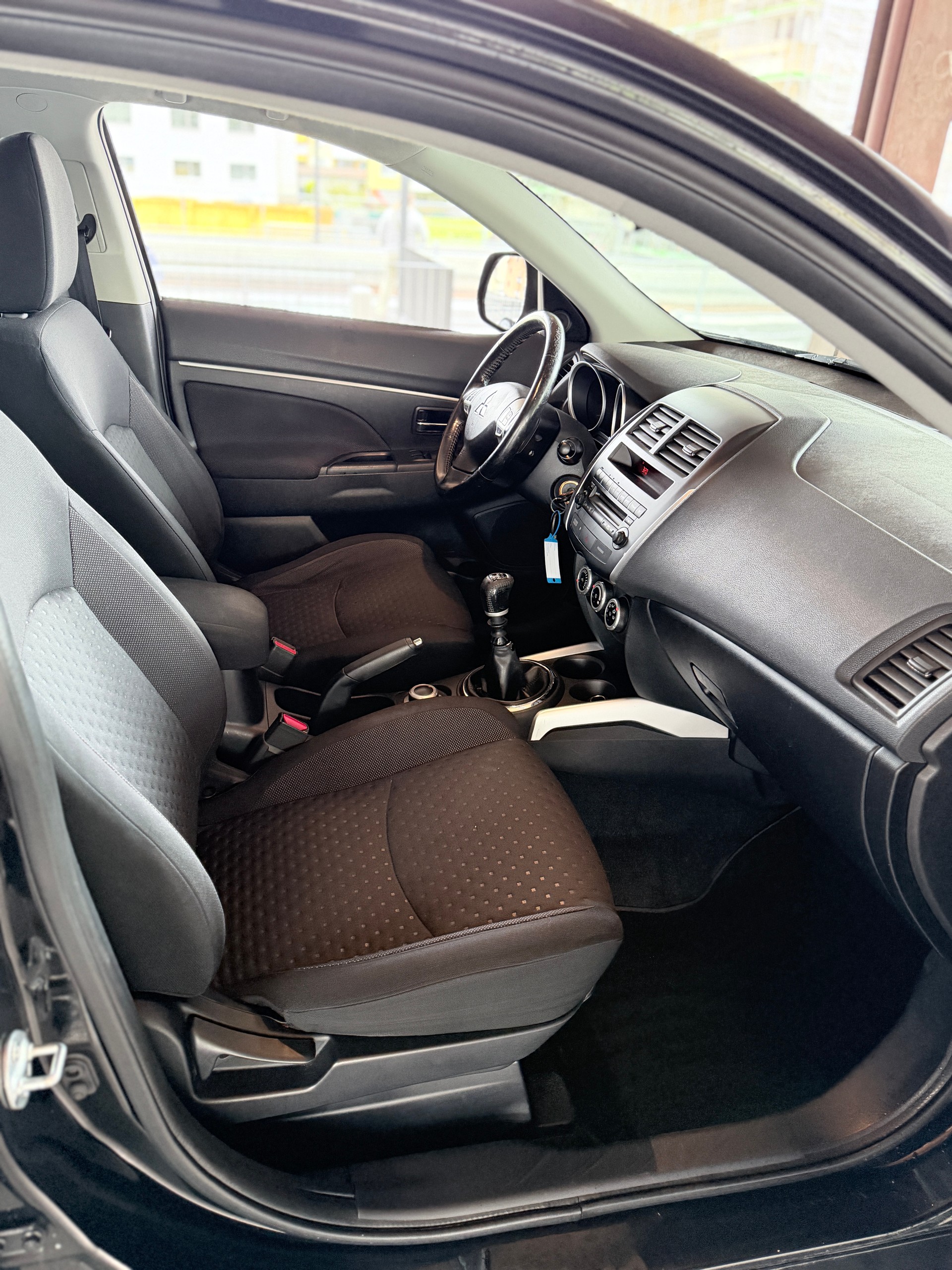 MITSUBISHI ASX 1.8 DID Intense 4WD-image-9