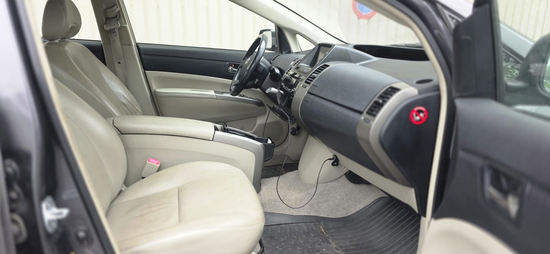 TOYOTA Prius 1.5 16V Hybrid Limited-image-8