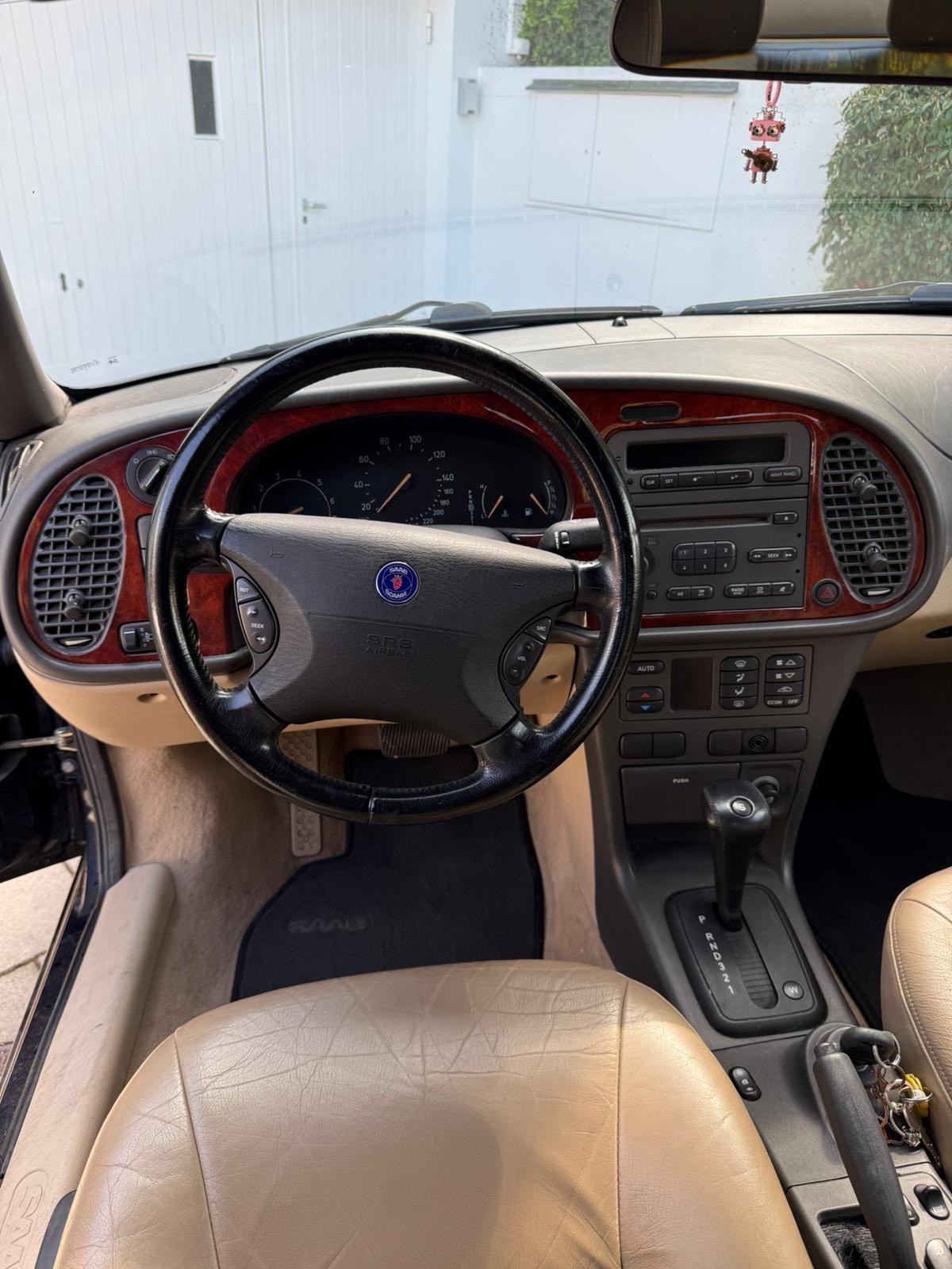 SAAB 9-3 Cabrio-image-6