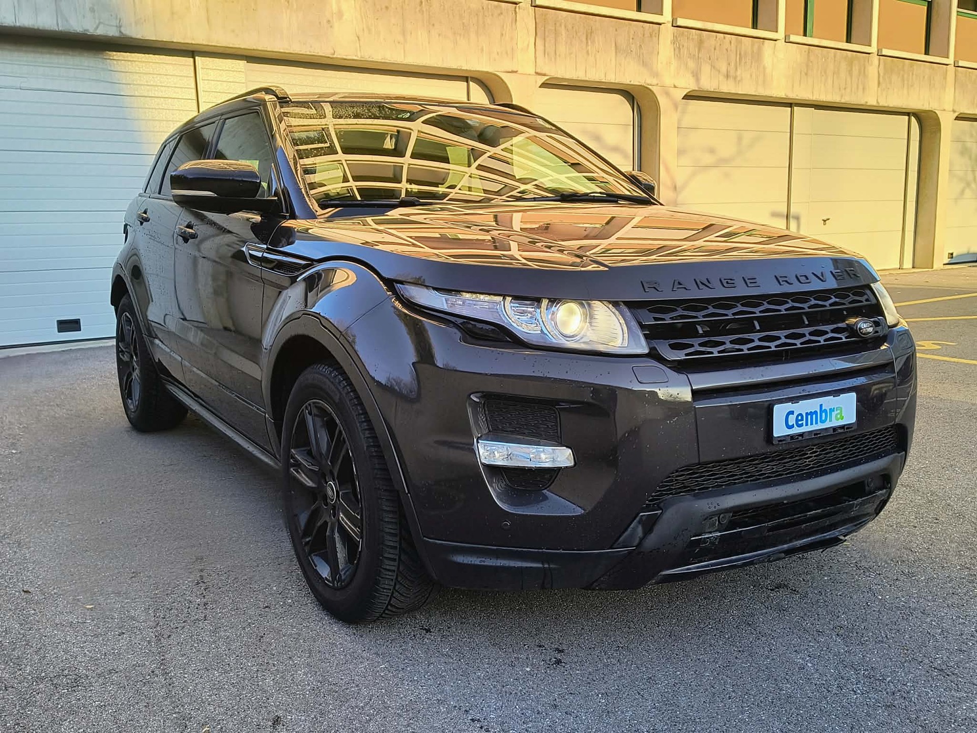 LAND ROVER Range Rover Evoque 2.0 Si4 Dynamic AT6-image-2