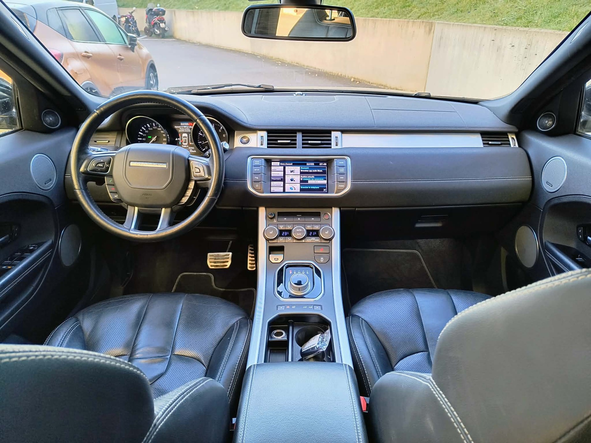LAND ROVER Range Rover Evoque 2.0 Si4 Dynamic AT6-image-4