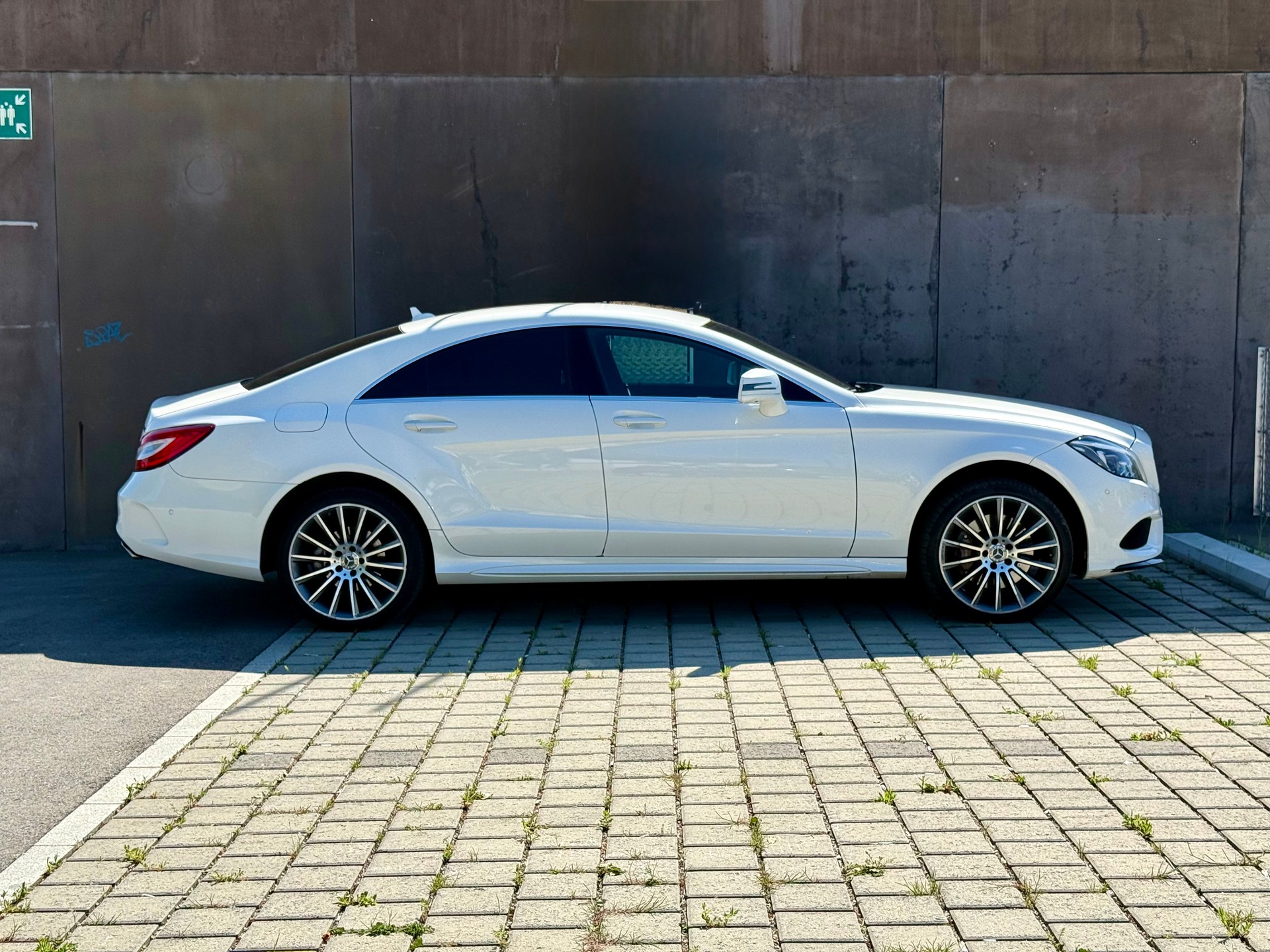 MERCEDES-BENZ CLS 350 d 4Matic 9G-Tronic-image-3