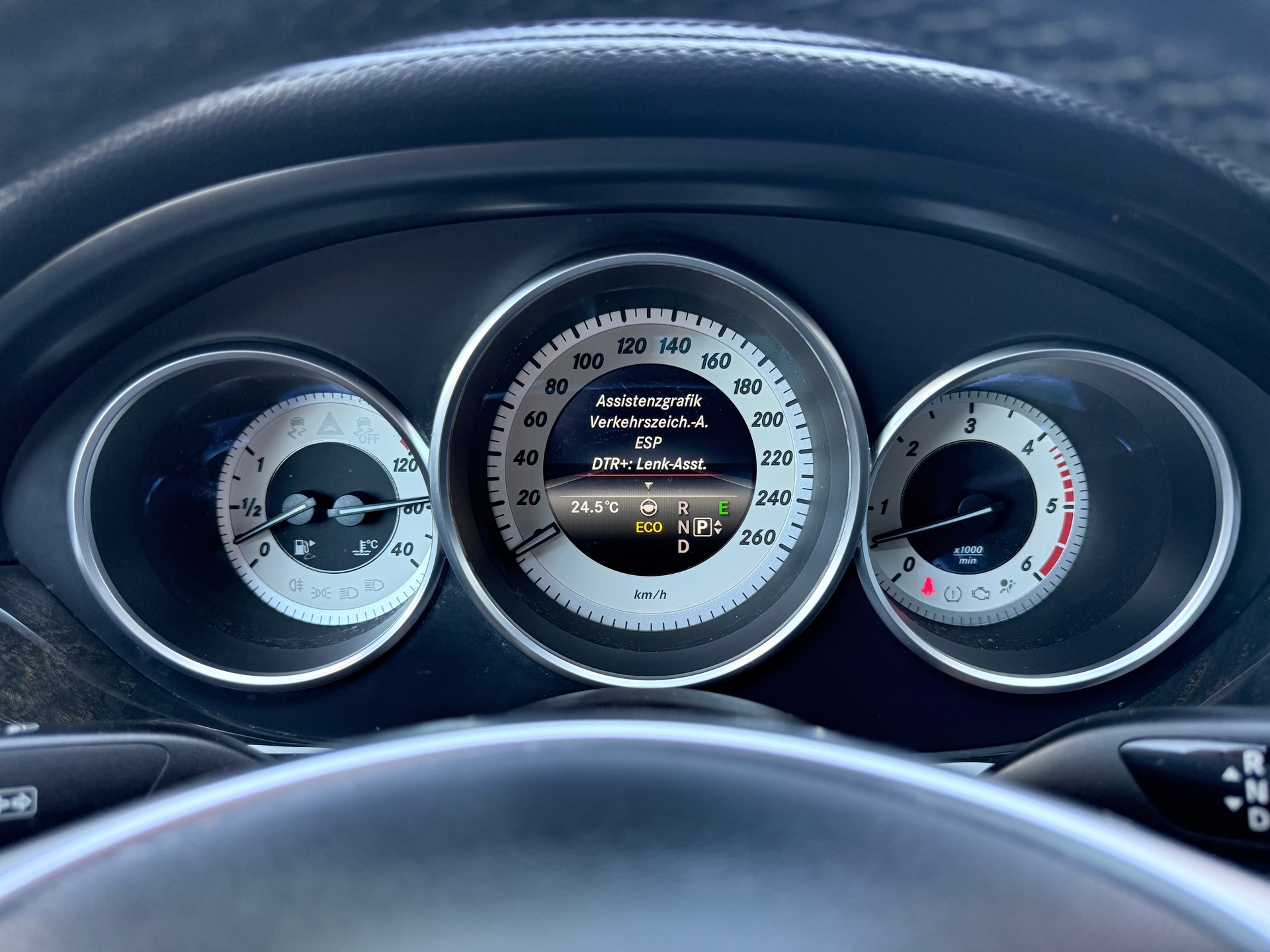 MERCEDES-BENZ CLS 350 d 4Matic 9G-Tronic-image-9