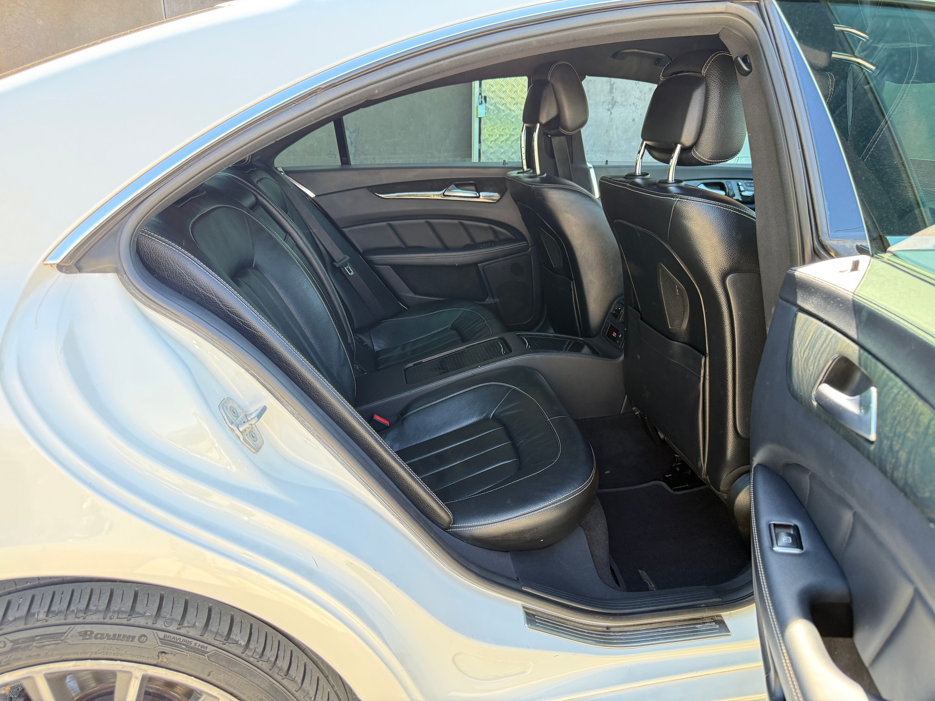 MERCEDES-BENZ CLS 350 d 4Matic 9G-Tronic-image-14