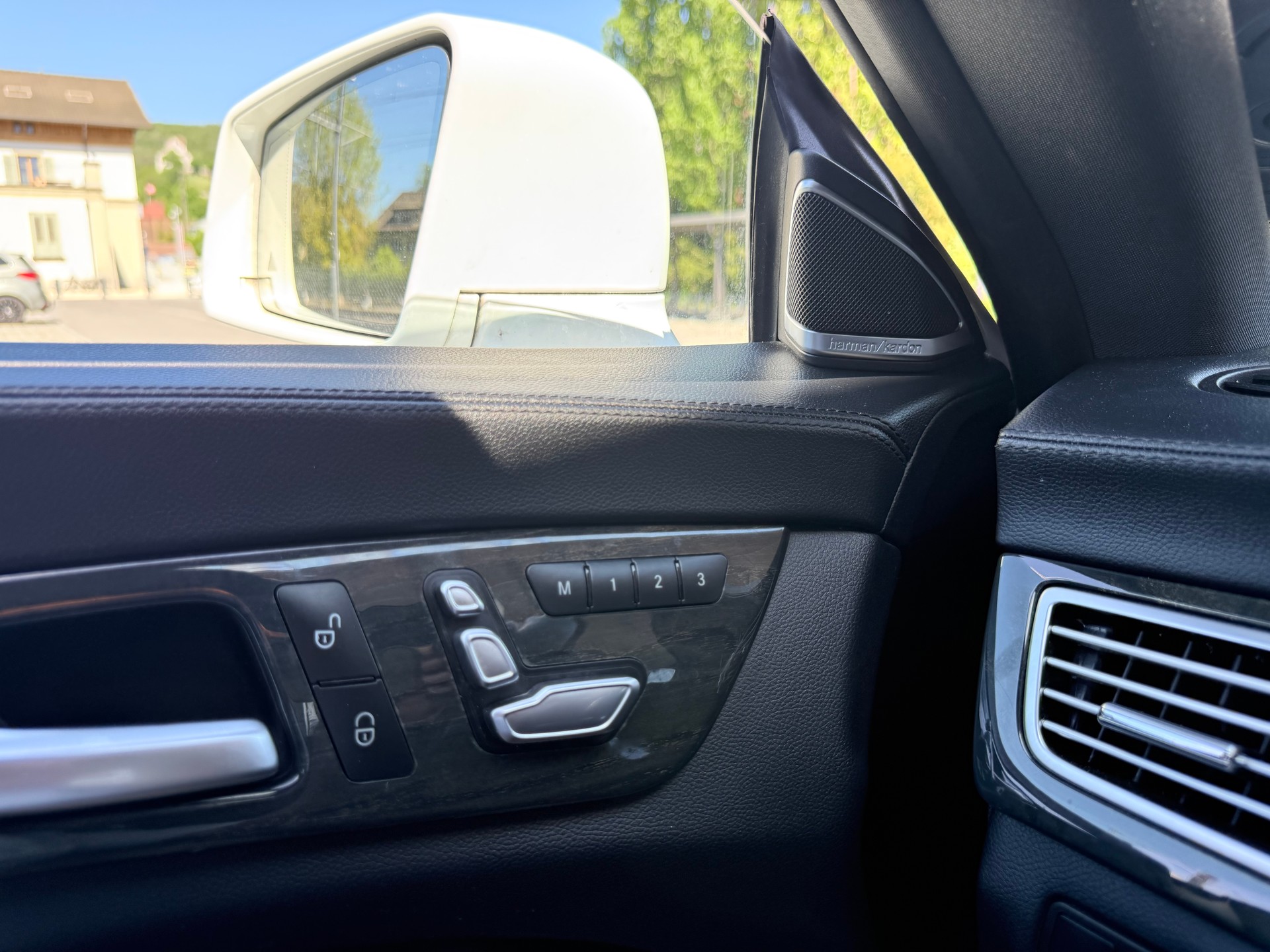 MERCEDES-BENZ CLS 350 d 4Matic 9G-Tronic-image-11