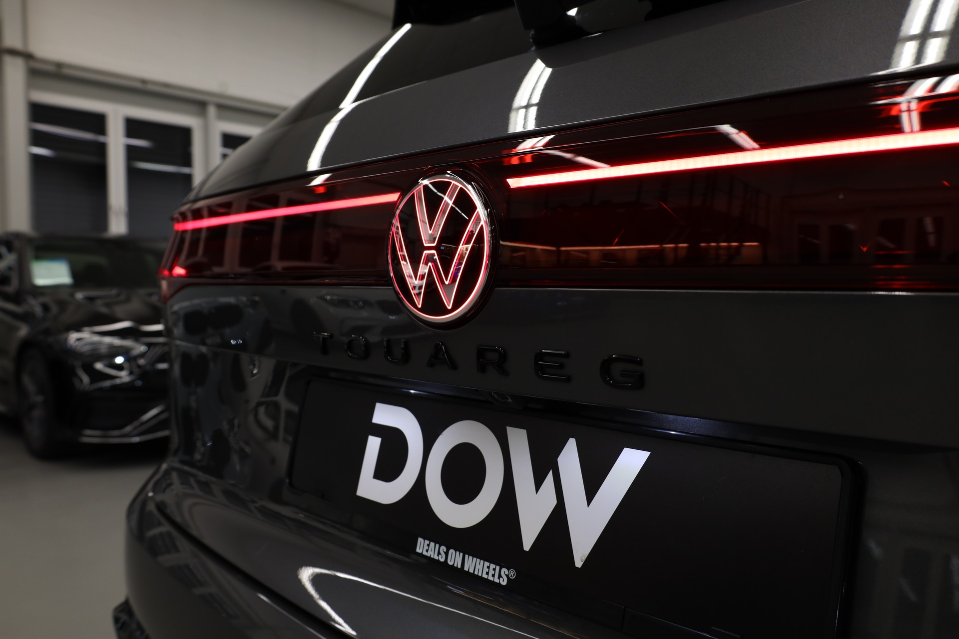VW Touareg 3.0 V6 TDI 286 R-Line-image-10