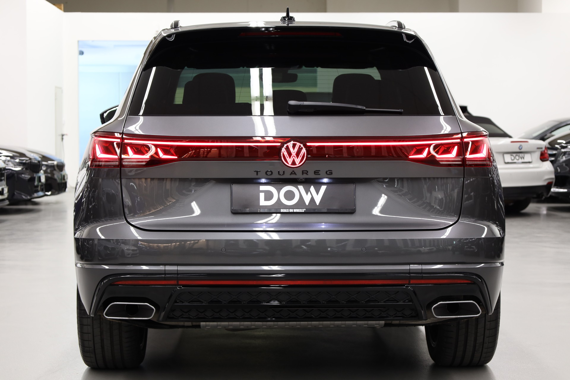 VW Touareg 3.0 V6 TDI 286 R-Line-image-8