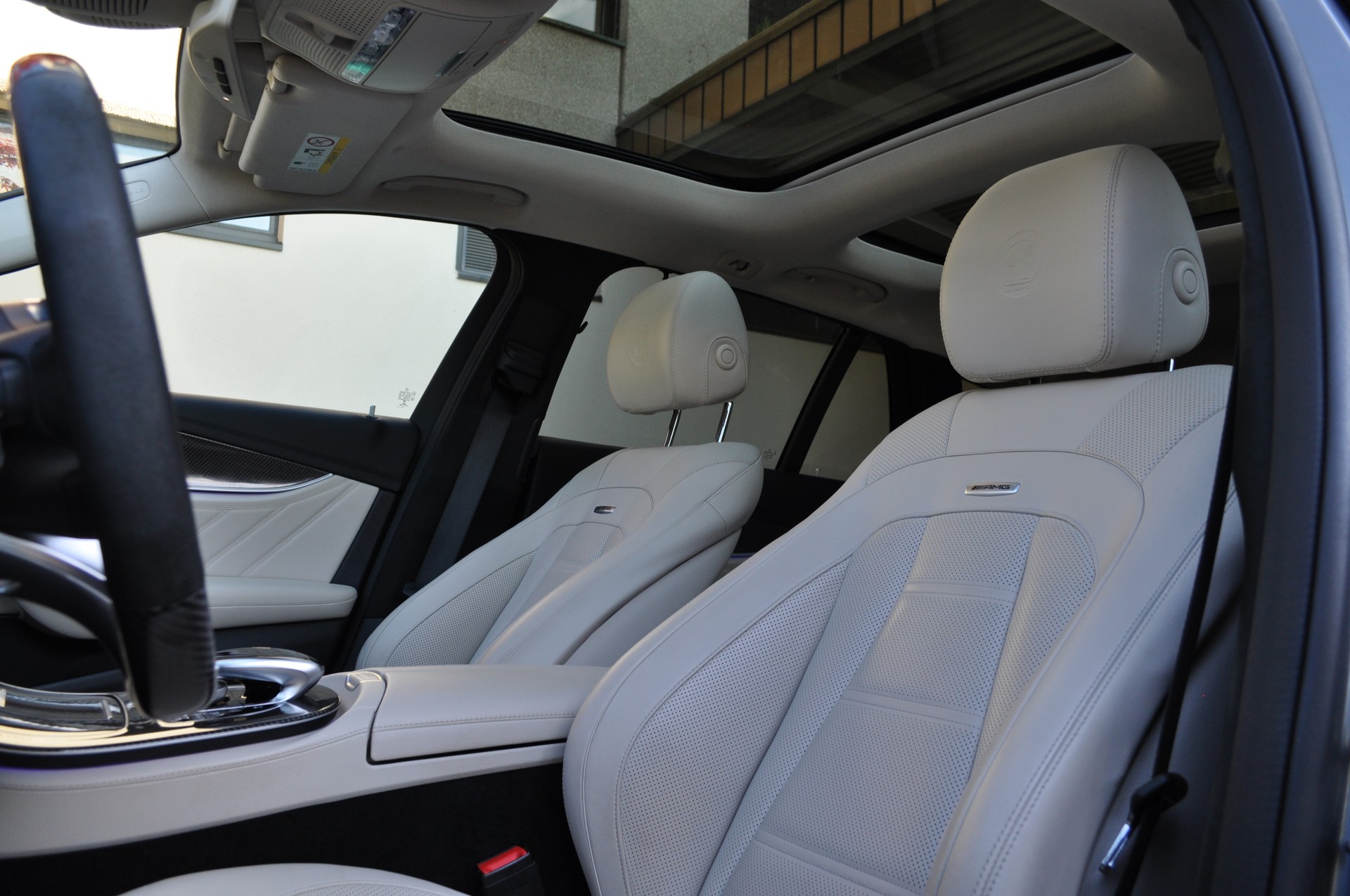 MERCEDES-BENZ E 63 AMG S 4 Matic 9G-Tronic-image-8
