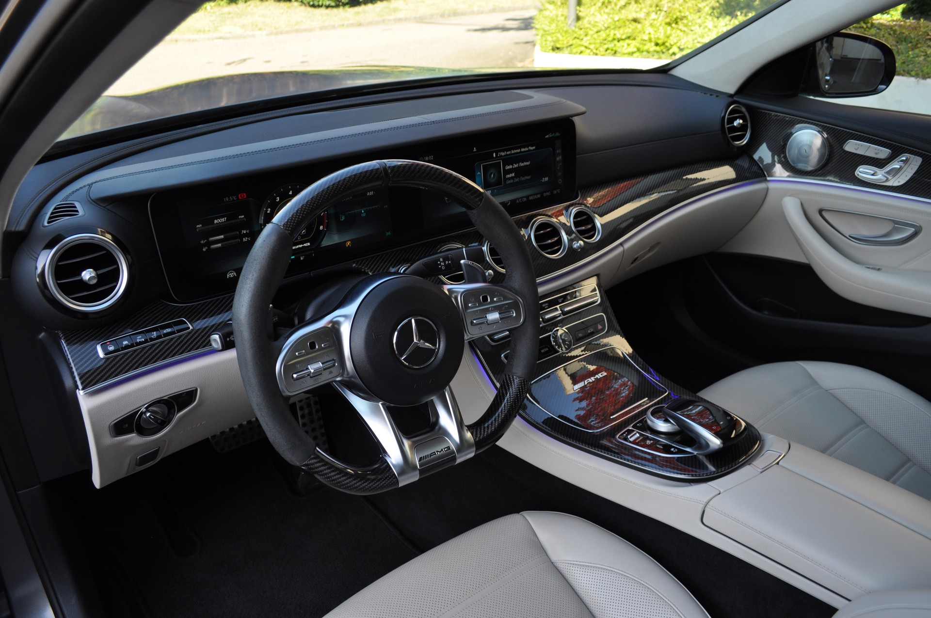 MERCEDES-BENZ E 63 AMG S 4 Matic 9G-Tronic-image-7
