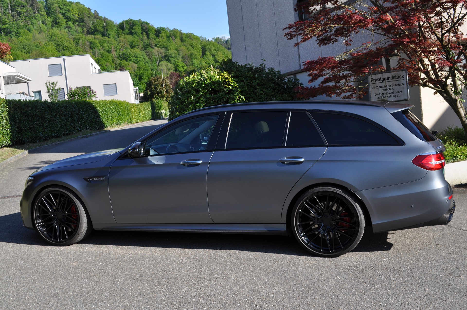 MERCEDES-BENZ E 63 AMG S 4 Matic 9G-Tronic-image-2
