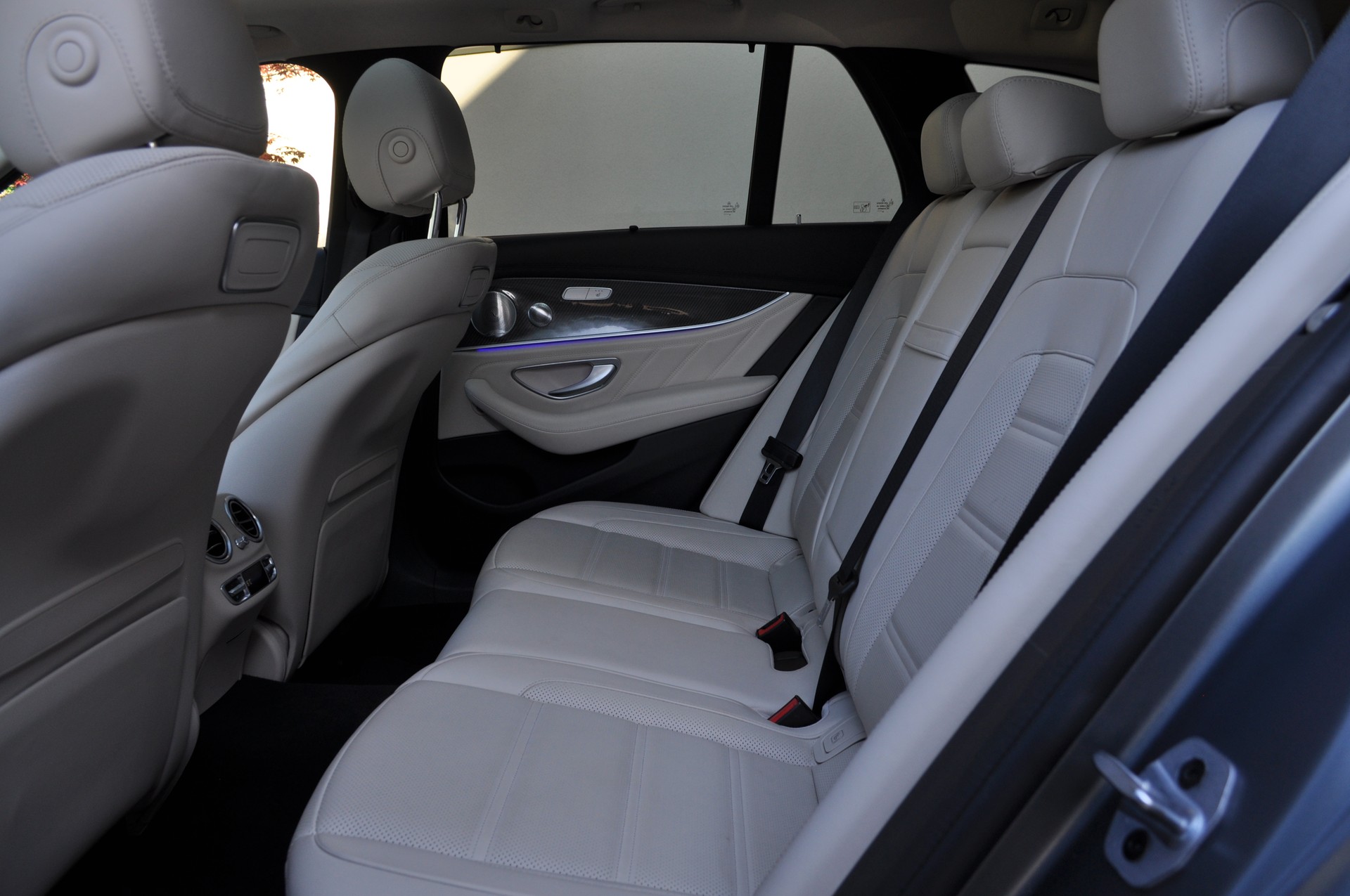 MERCEDES-BENZ E 63 AMG S 4 Matic 9G-Tronic-image-11