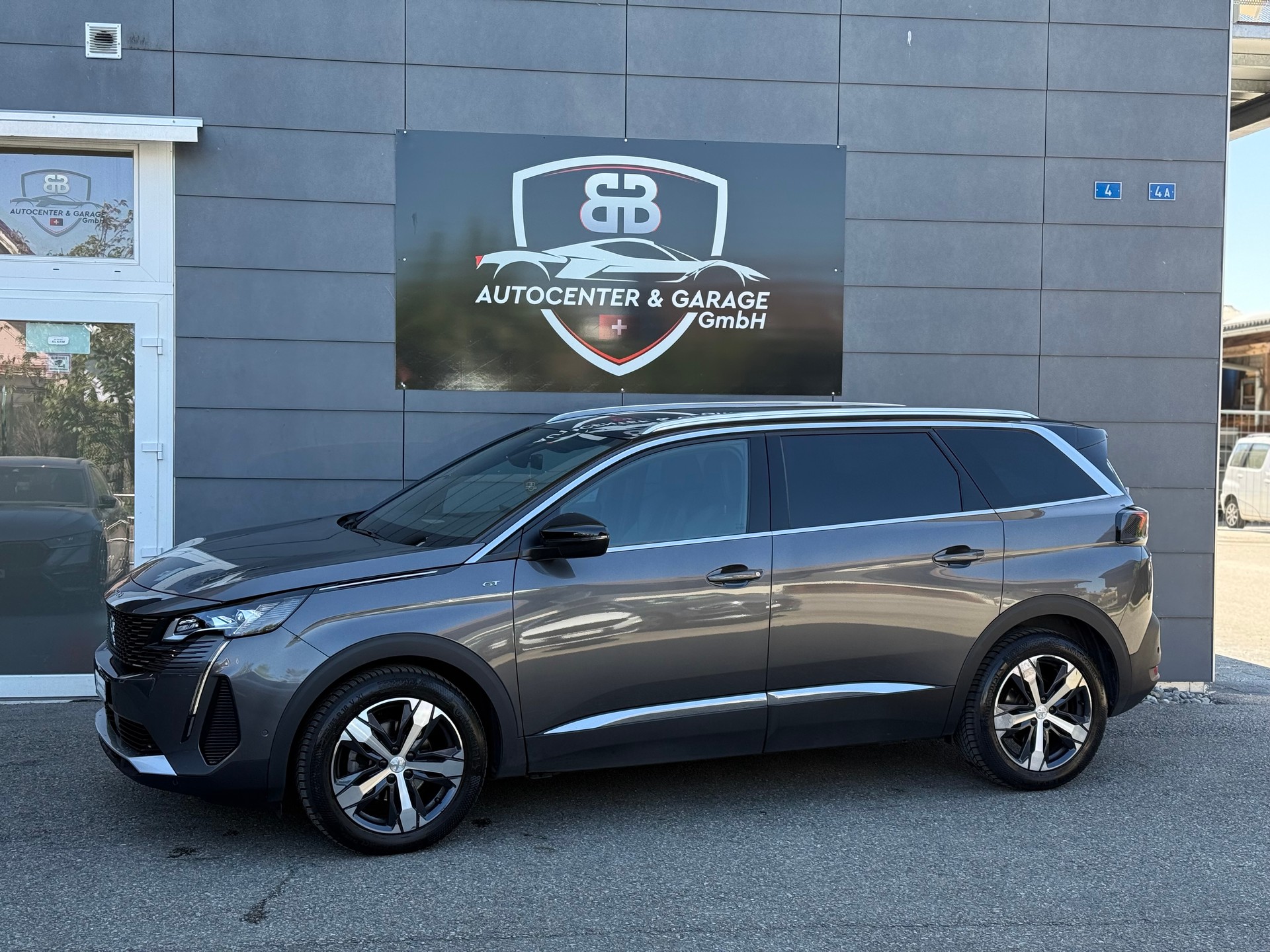 PEUGEOT 5008 1.5 BlueHDi GT Pack EAT8 °° 7 Plätzer °°-image-3