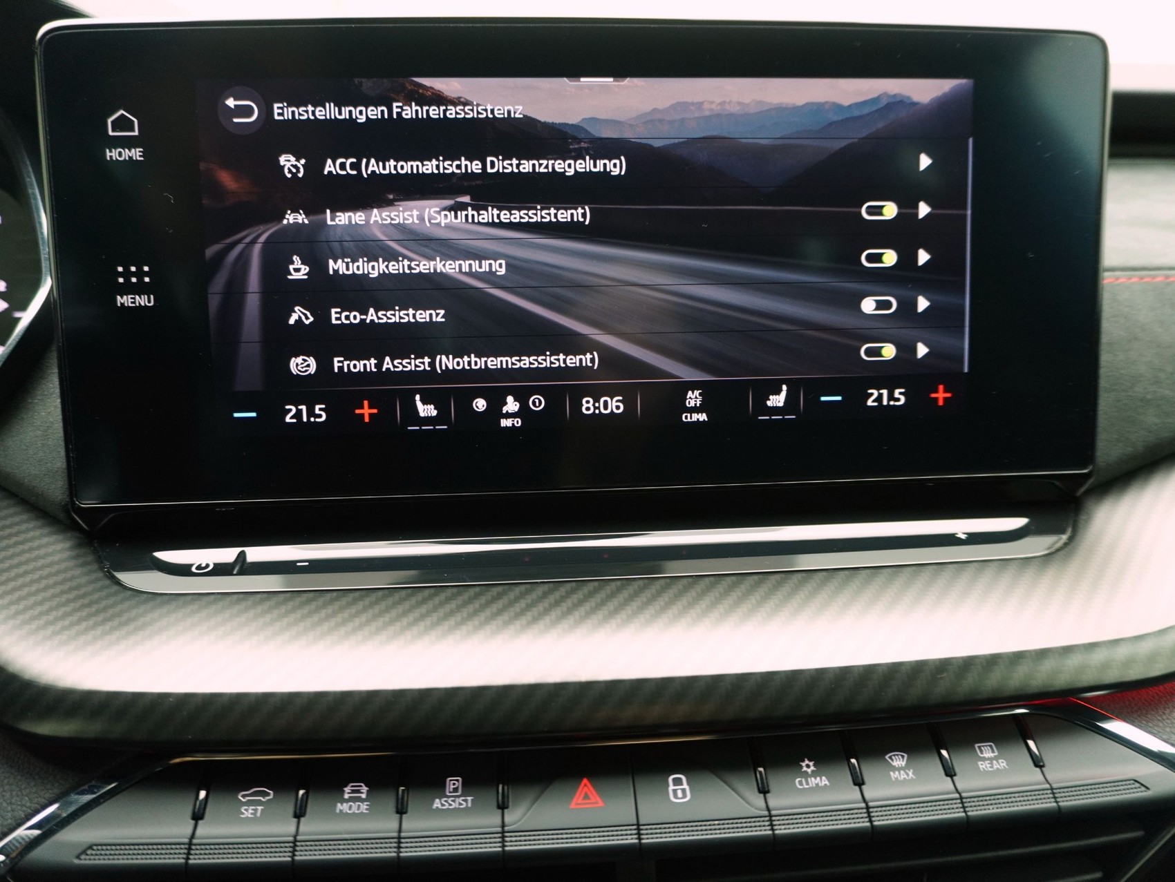 SKODA Octavia 2.0 TSI DSG RS-image-26