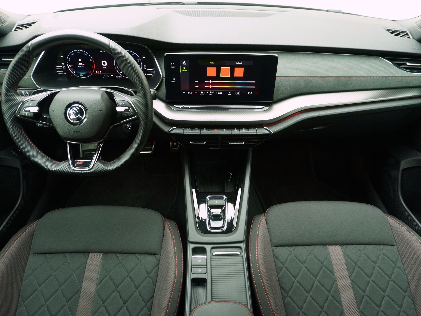 SKODA Octavia 2.0 TSI DSG RS-image-14