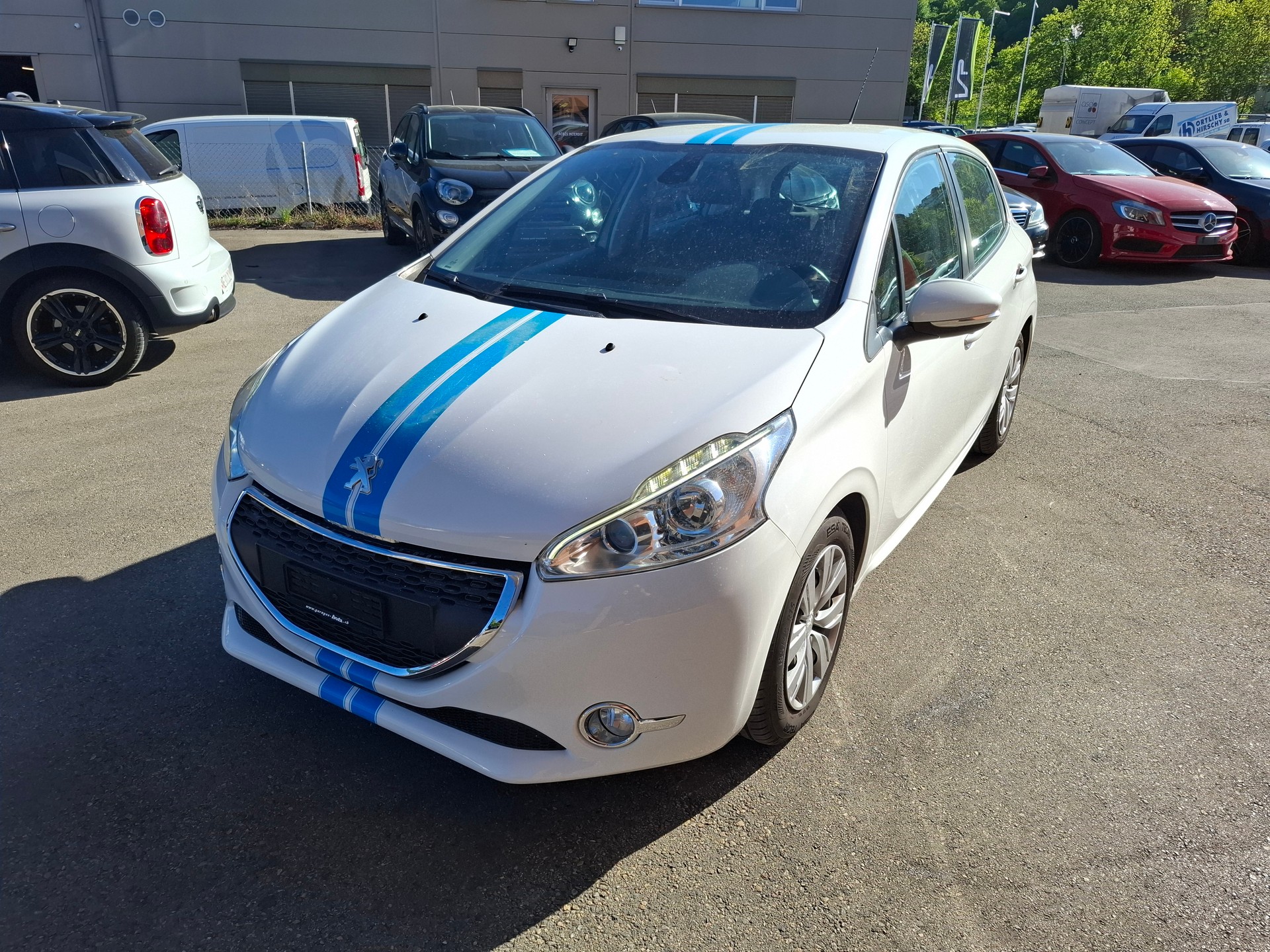 PEUGEOT 208 1.4 VTI Active-image-0