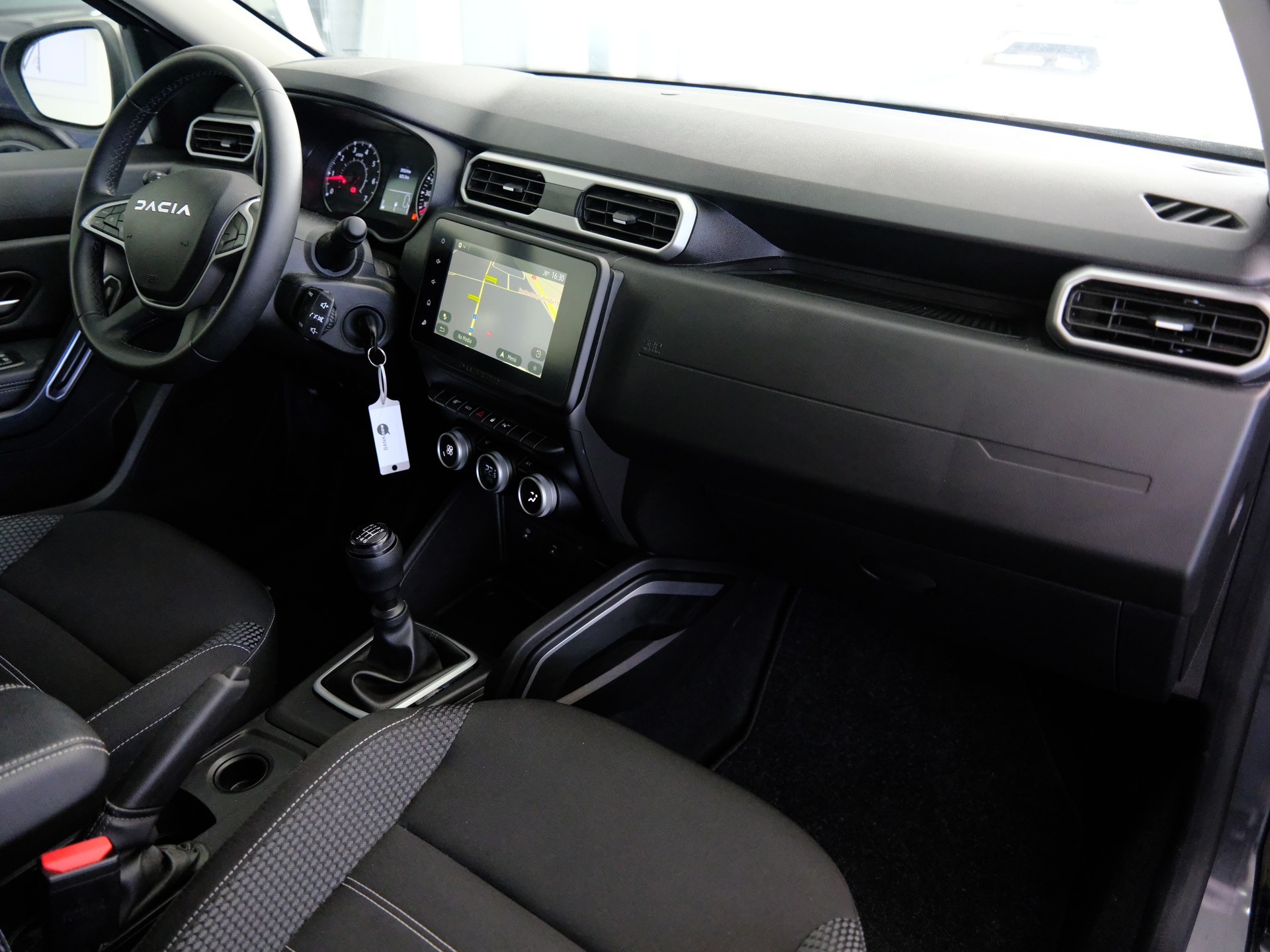 DACIA Duster TCe 150 Journey 4x4-image-12