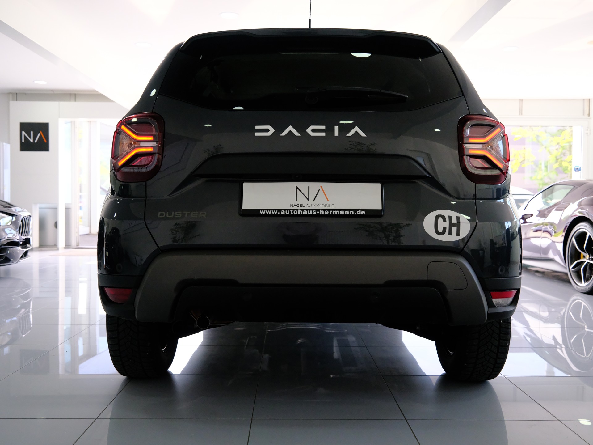 DACIA Duster TCe 150 Journey 4x4-image-5