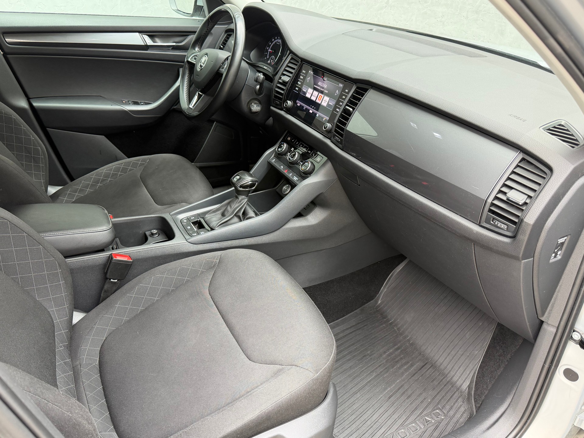 SKODA Kodiaq 2.0 TDI CR Active 4x4 DSG-image-11