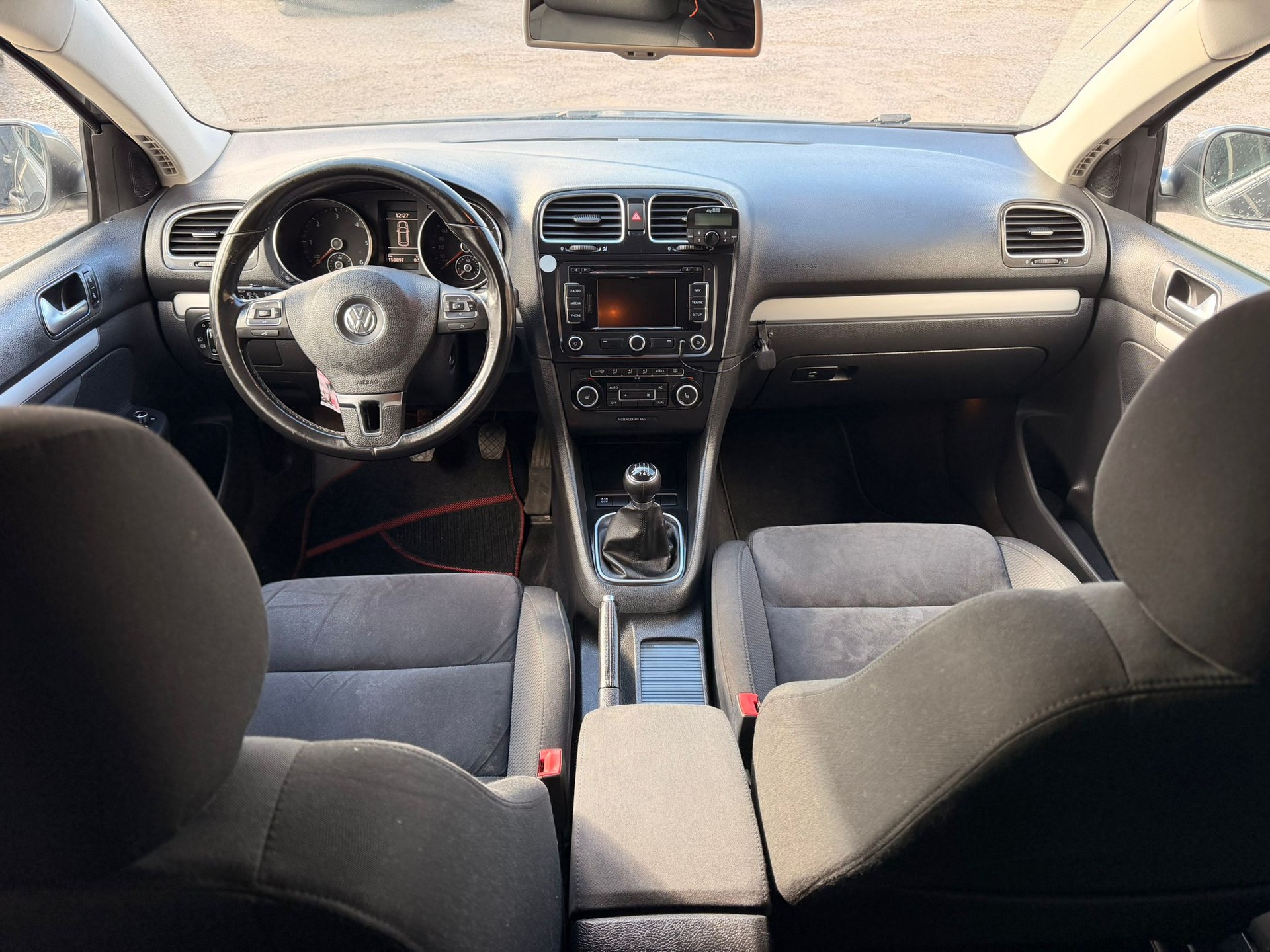VW Golf Variant 2.0 TDI Highline | Frisch MFK | Service Neu | Neue Kupplung | Gepflegt-image-24