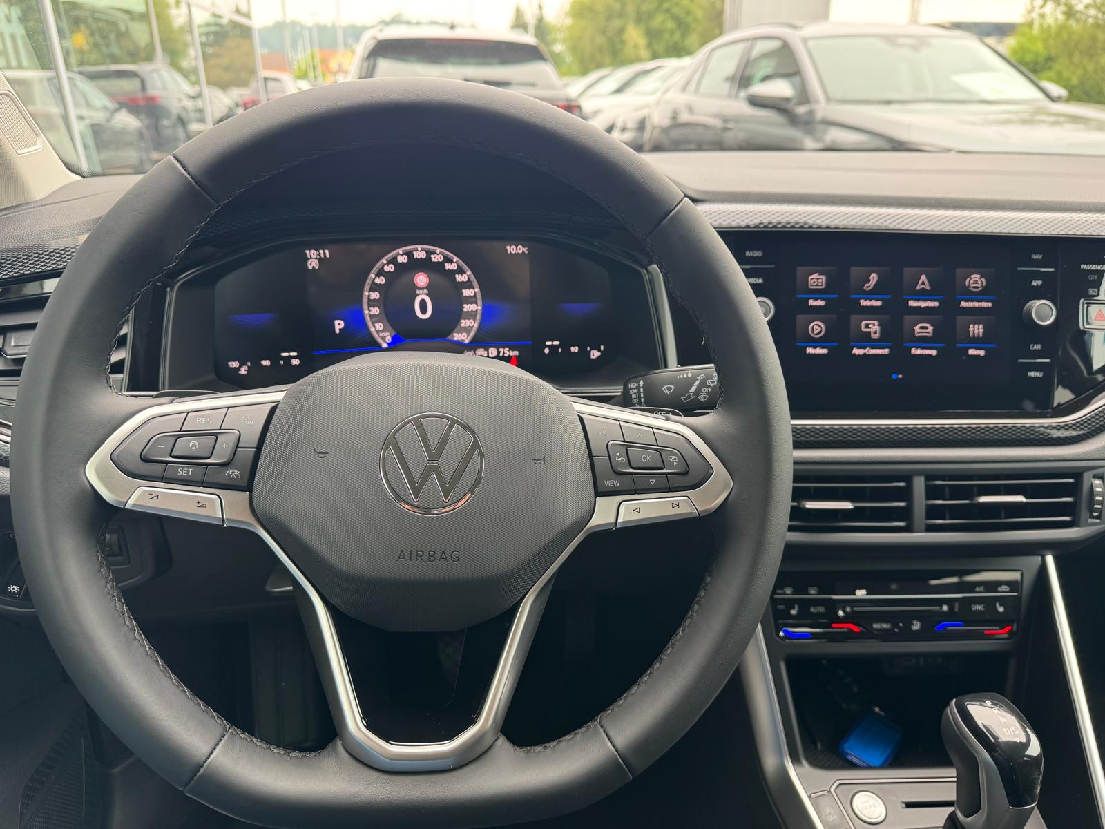 VW Polo 1.0 TSI Life DSG-image-8